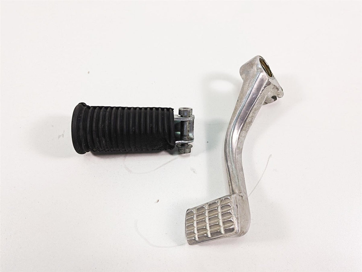 1986 Harley Sportster XLH 883 Right Front Foot Peg & Brake Pedal 42459-80B {{ shop.shopifyCountryName }} - Mototech271