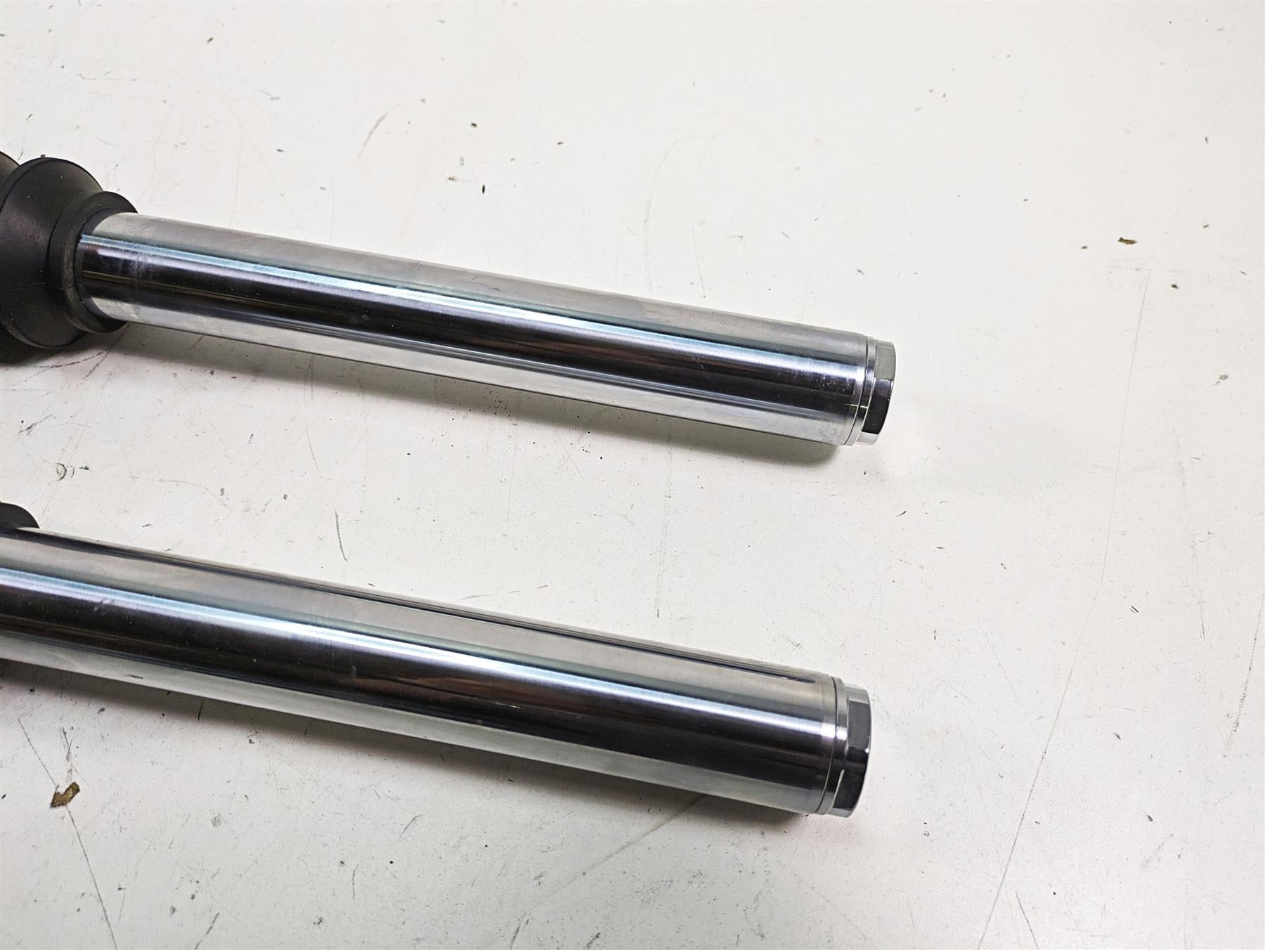2017 Harley XL883 N Sportster Iron Straight Front Fork Legs 39Mm 45400087 {{ shop.shopifyCountryName }} - Mototech271