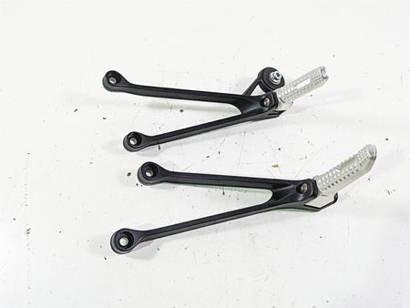 2017 BMW S1000R K47 Rear Footpeg Foot Peg Rest Set 46718542025 46718542400 {{ shop.shopifyCountryName }} - Mototech271