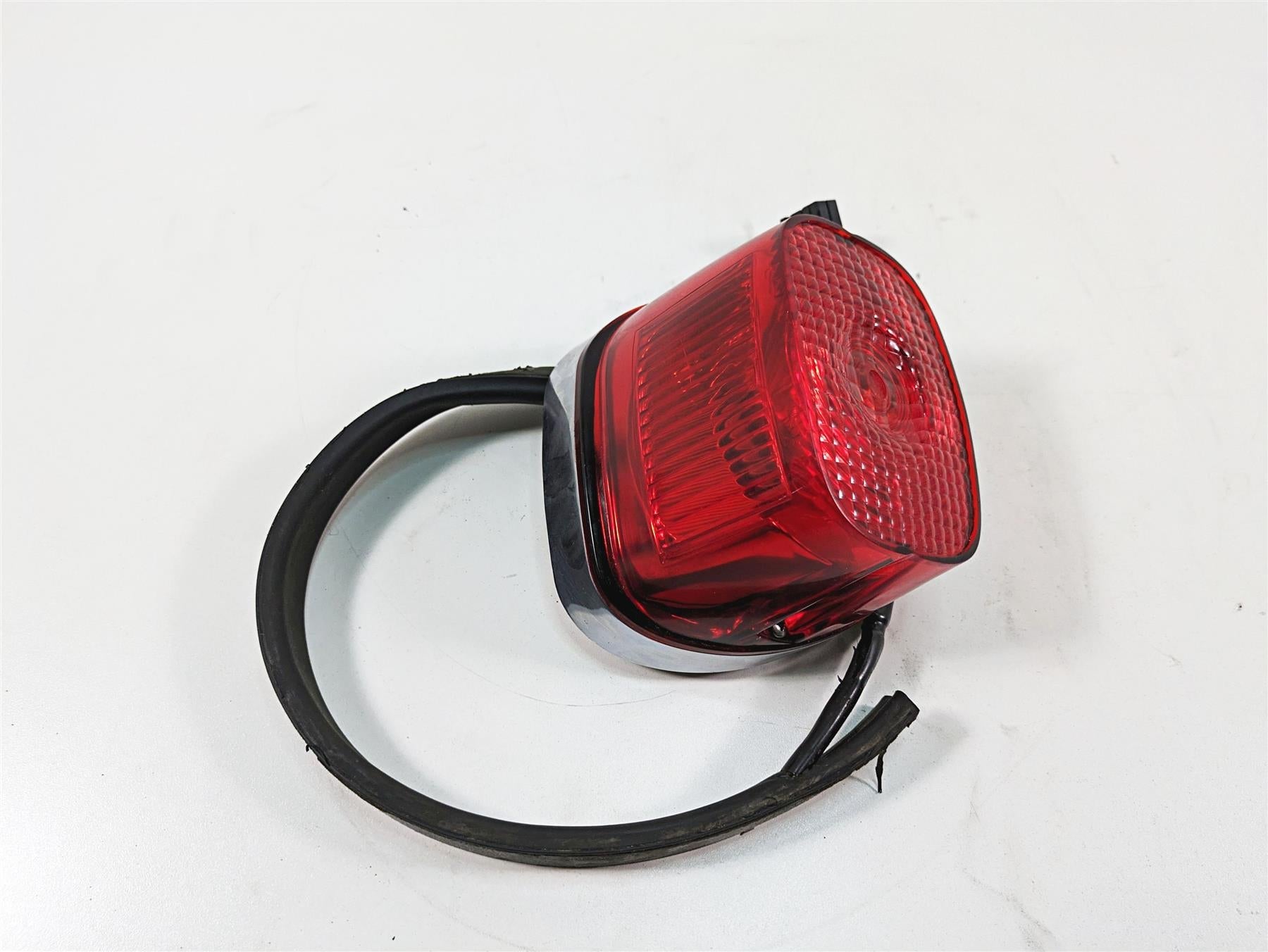 2006 Harley Touring FLHXI Street Glide Taillight Tail Light & Wiring 68245-03 {{ shop.shopifyCountryName }} - Mototech271