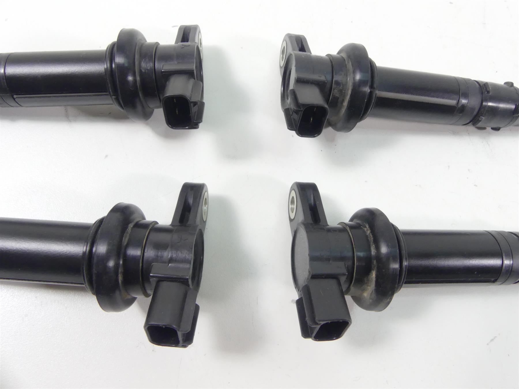 2017 Yamaha XT1200Z Super Tenere Ignition Coil Stick Coils Set 23P-82310-00-00 {{ shop.shopifyCountryName }} - Mototech271