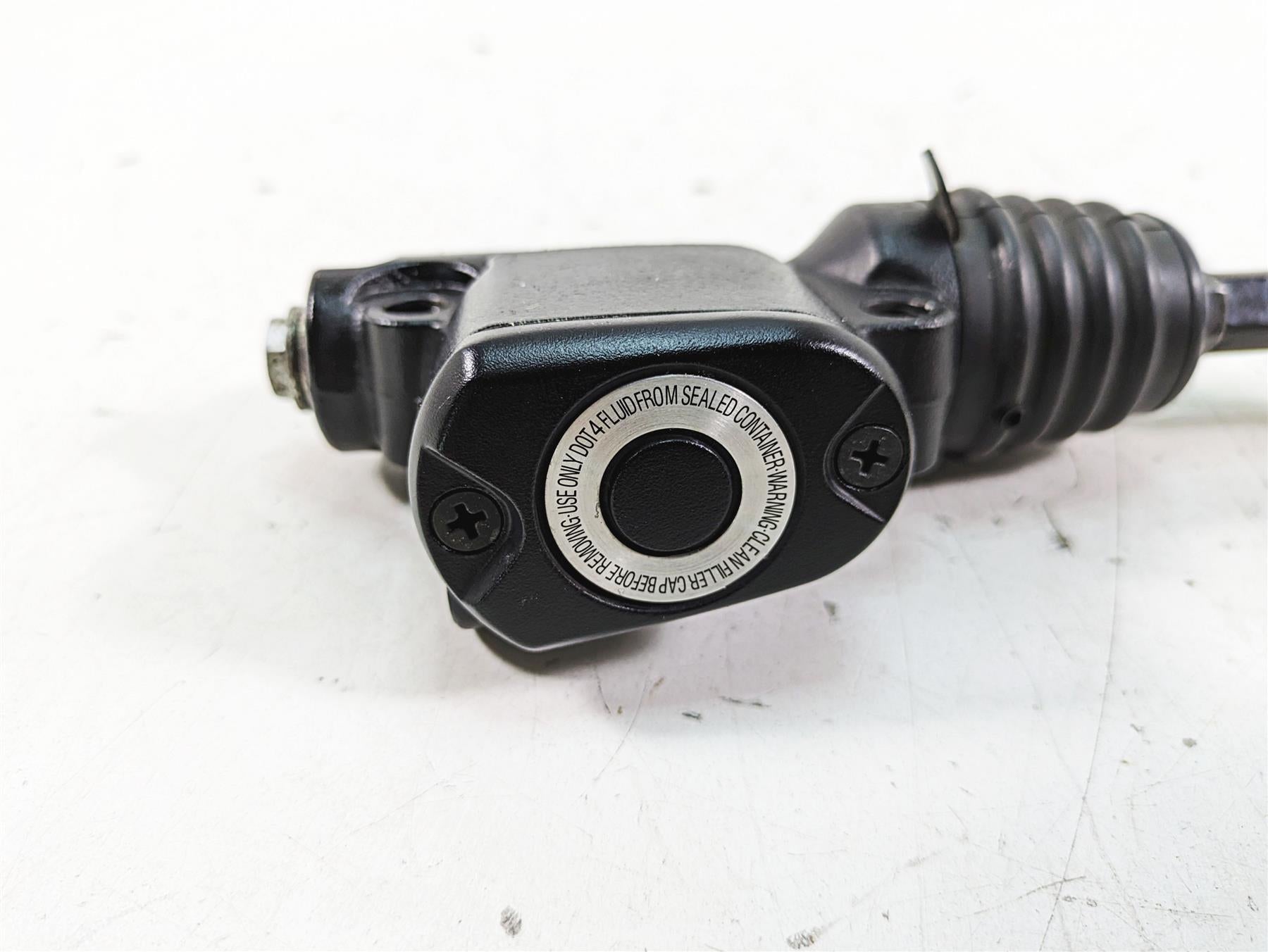 2017 Harley XL883 N Sportster Iron Rear Brake Master Cylinder 1/2" 41700025 {{ shop.shopifyCountryName }} - Mototech271