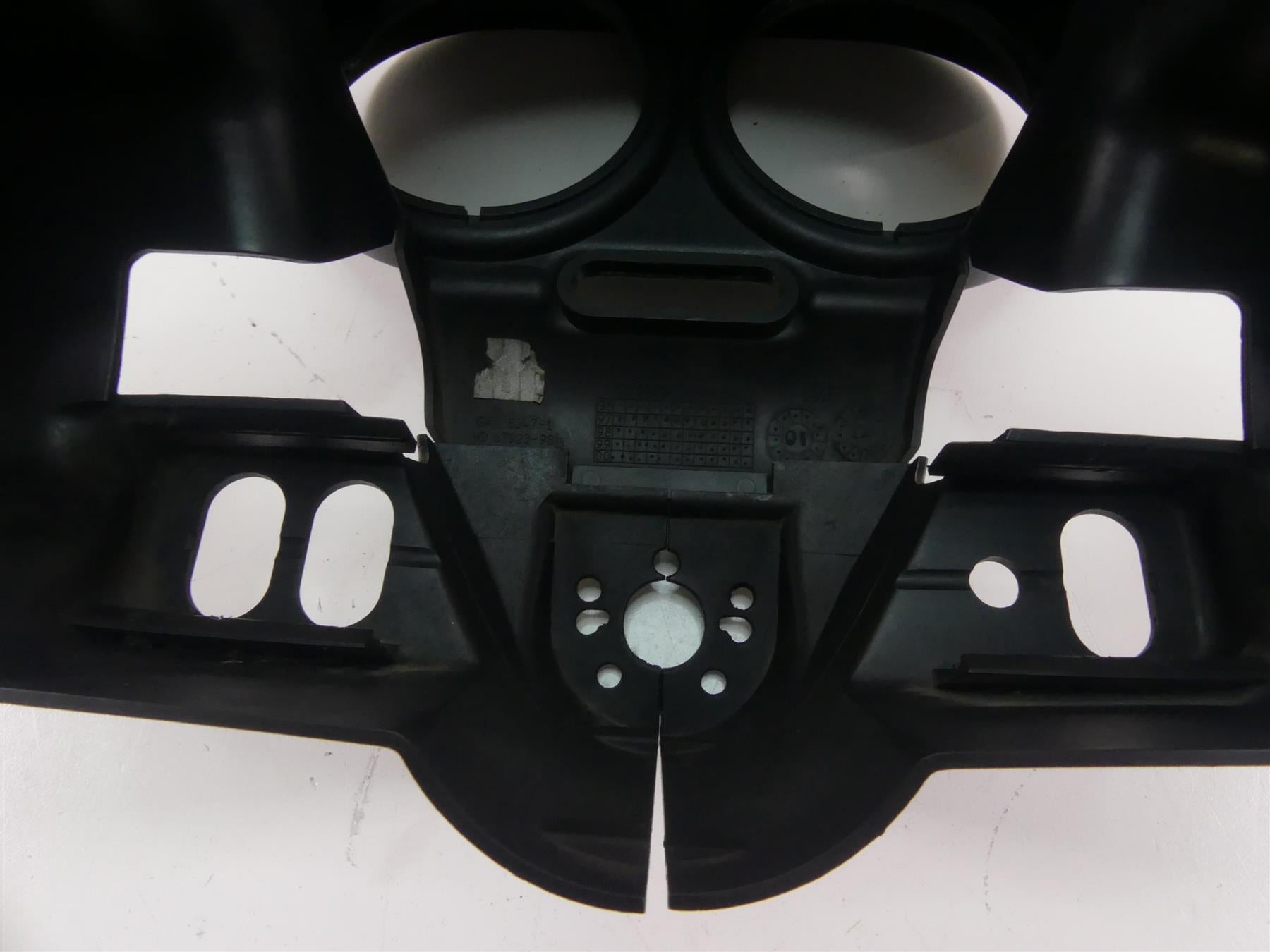 2011 Harley Touring FLTRU Road Glide Gauges Cover Fairing Bezel Set 67921-98 {{ shop.shopifyCountryName }} - Mototech271