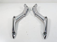 Load image into Gallery viewer, 2009 Yamaha XV1900 Raider Rear Chrome Fender Support Braces L 5C7-21613-00-00
