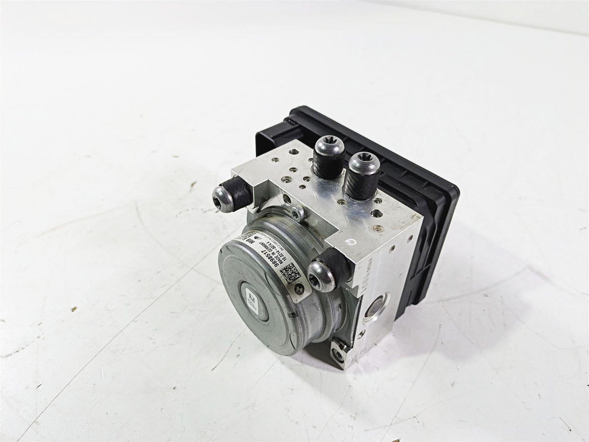 2019 BMW S1000XR K49 Abs Brake Pump Pressure Unit Module 34519444398 {{ shop.shopifyCountryName }} - Mototech271