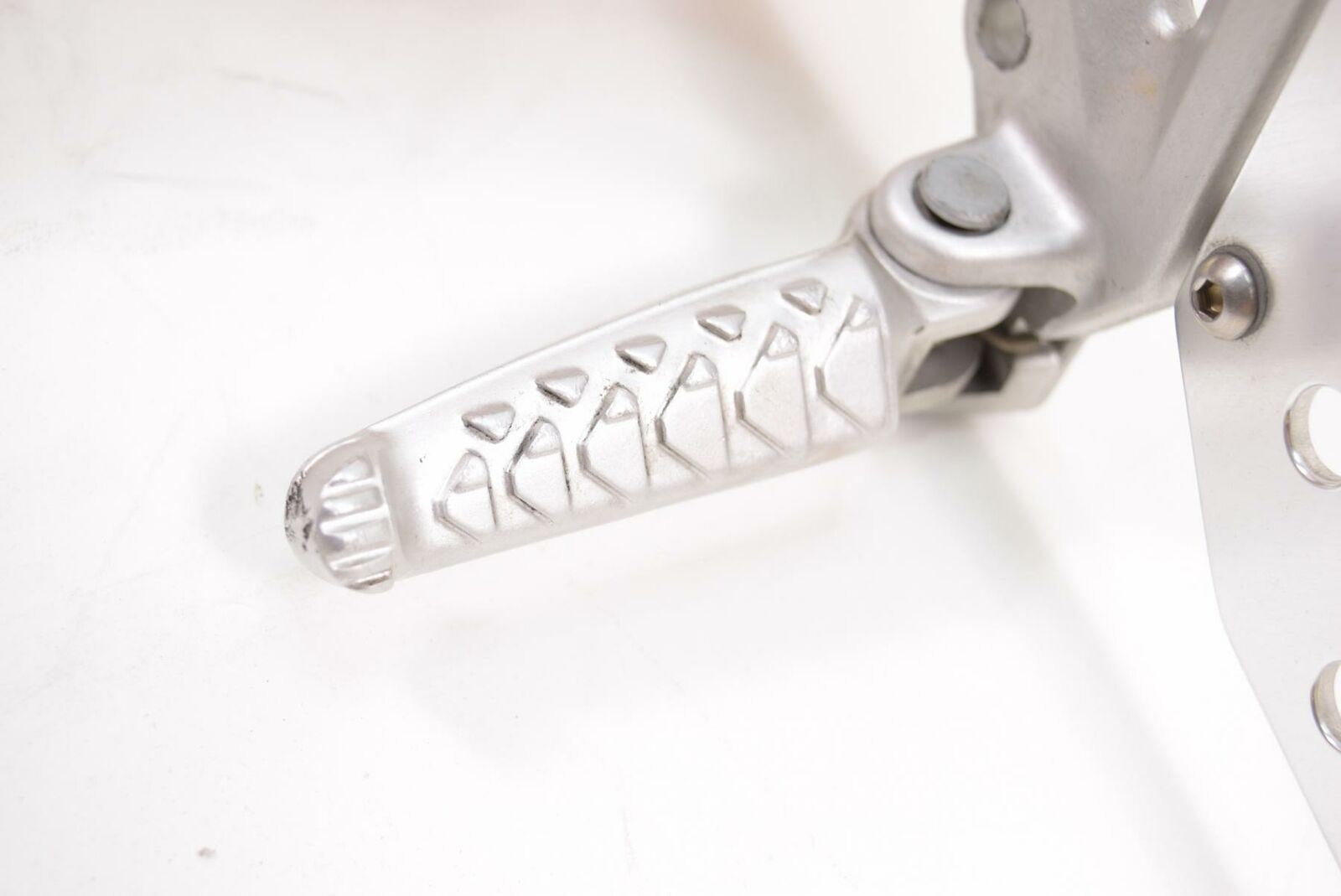 2008 Aprilia RSV2 RSV1000 R Front Left Rider Footpeg Set AP8154069 {{ shop.shopifyCountryName }} - Mototech271