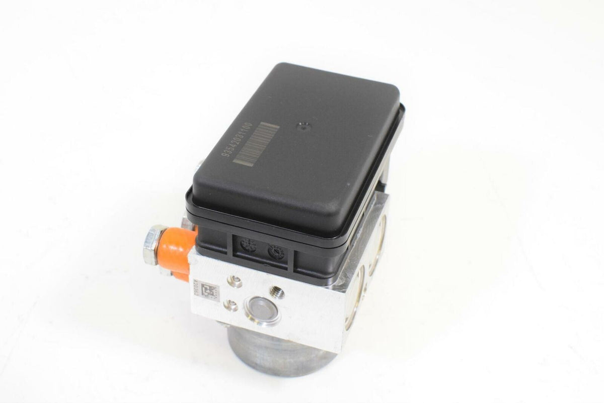 2018 KTM RC390 RC 390 Duke ABS Brake Pump Module 93542031100 {{ shop.shopifyCountryName }} - Mototech271