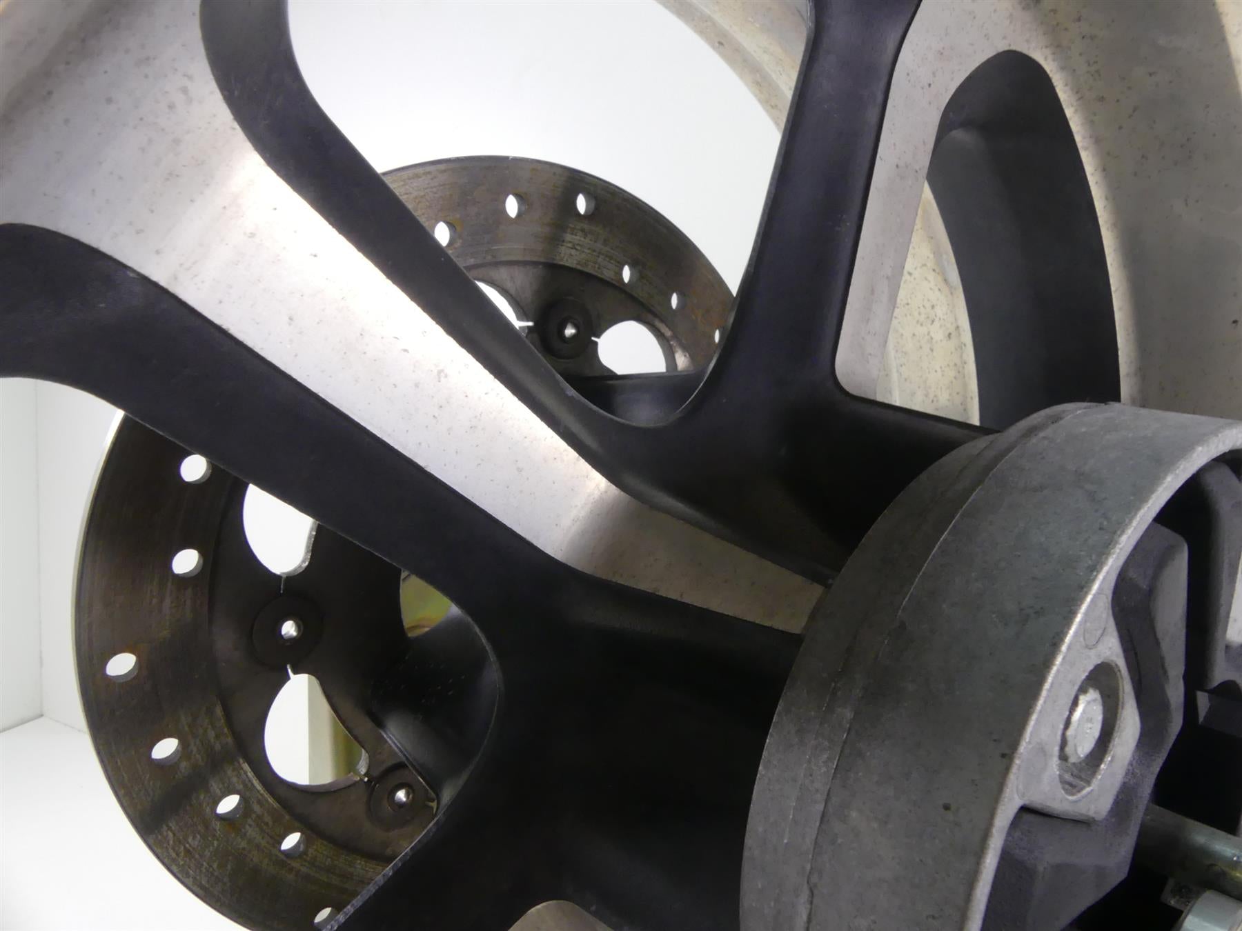 2013 Harley Davidson VRSCF Muscle Rear 18x8 Wheel Rim -Read 40900169 {{ shop.shopifyCountryName }} - Mototech271