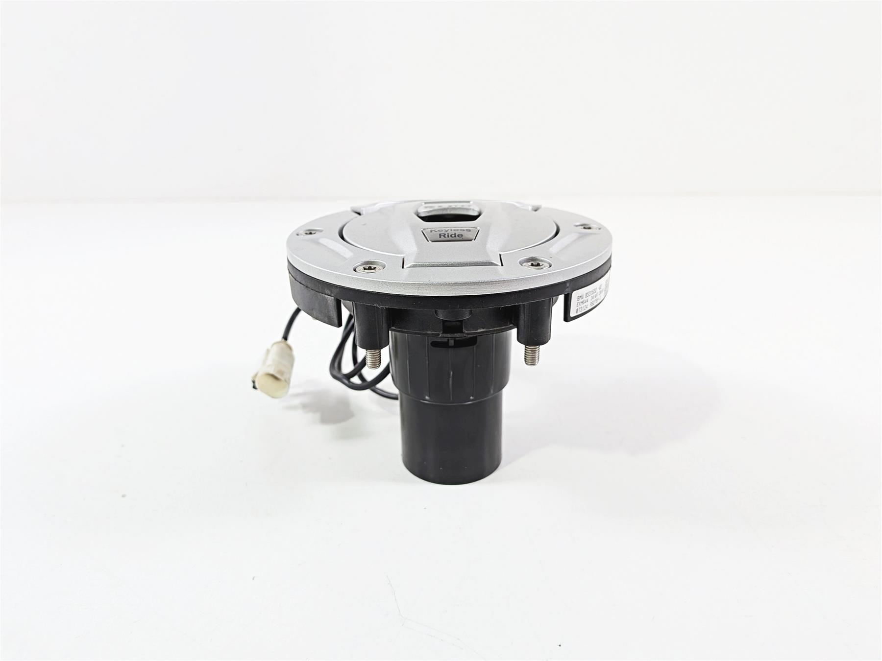 2019 BMW R1250GS K50 Keyless Fuel Gas Petrol Cap Lid Door 16118531632 {{ shop.shopifyCountryName }} - Mototech271