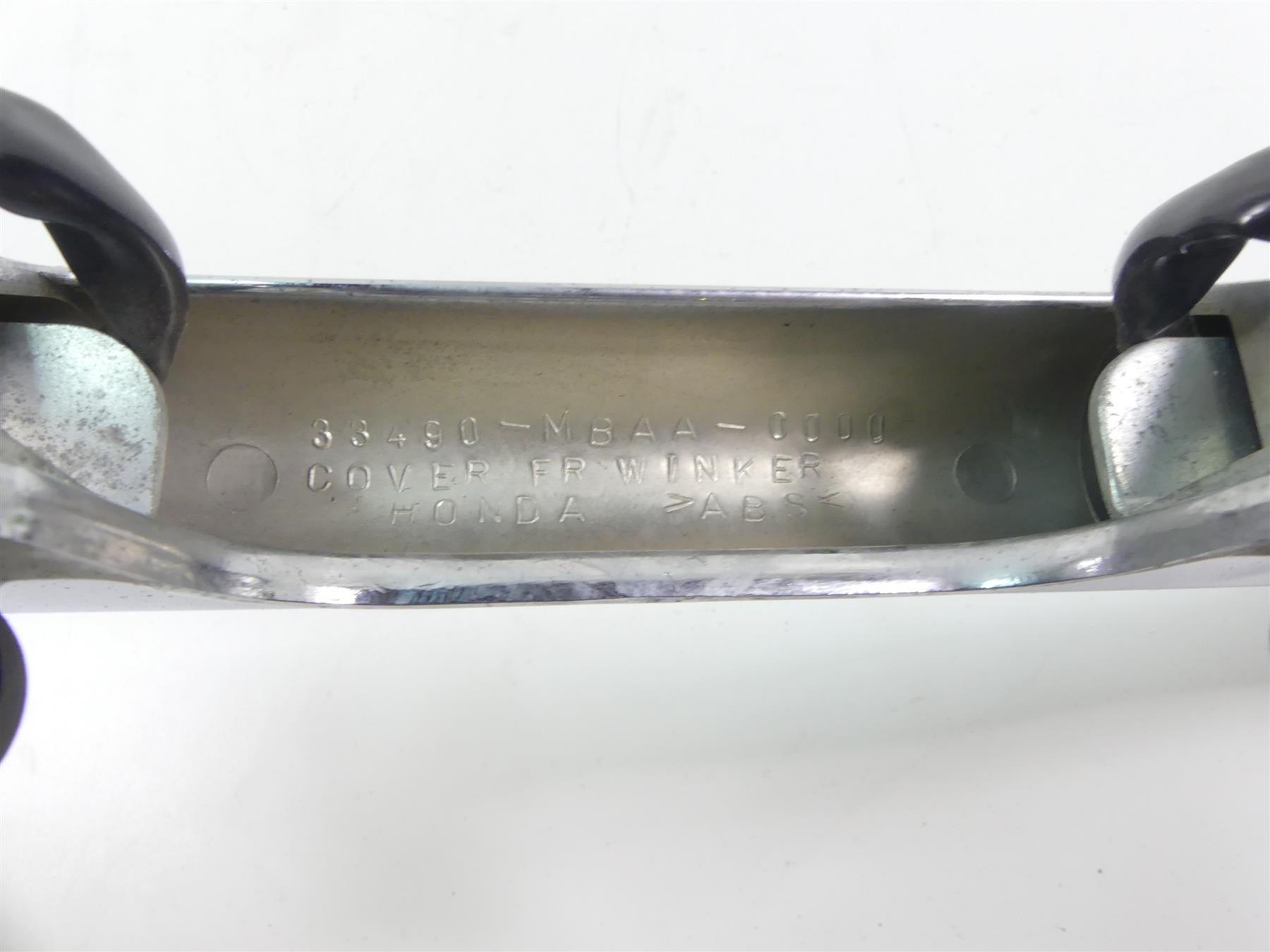 2003 Honda VT1100 C2 Shadow Sabre Front Blinker Turn Signal Set 33400-MBA-672 {{ shop.shopifyCountryName }} - Mototech271