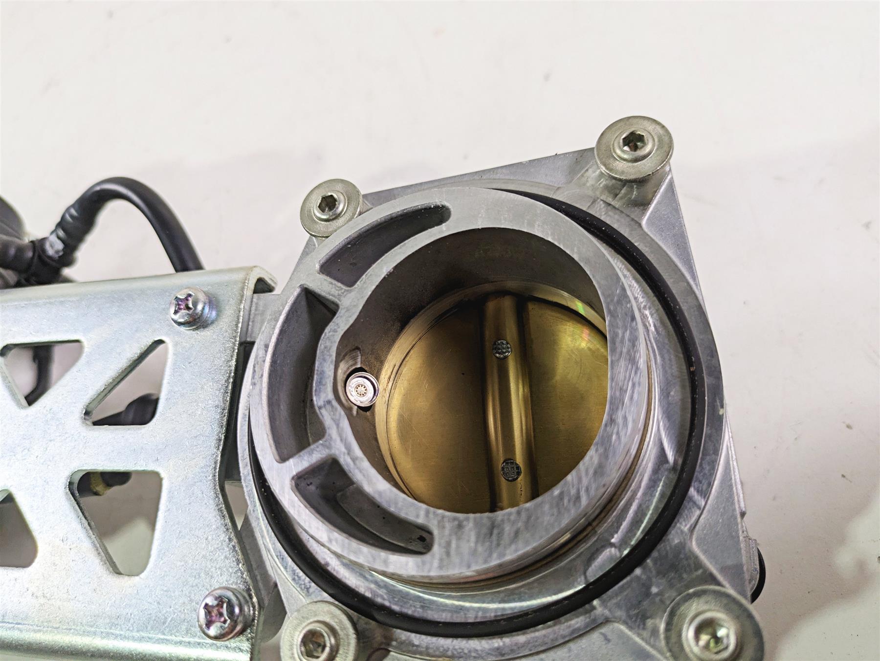 2016 Ducati Monster 1200 S Throttle Body Set & Wiring Mikuni 7K 28240932A {{ shop.shopifyCountryName }} - Mototech271