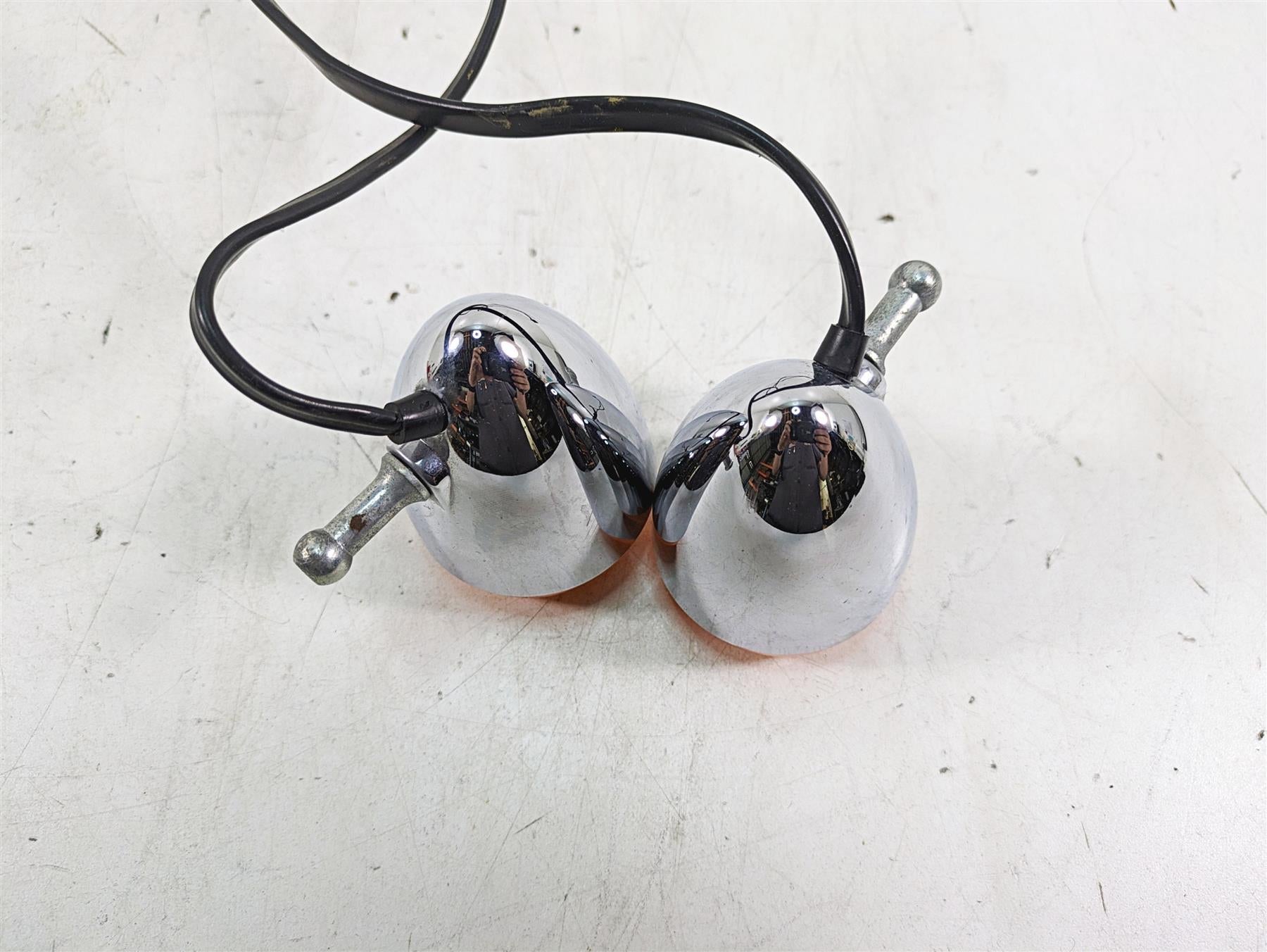 2007 Harley Sportster XL1200 C Front Turn Signal Blinker Set 68972-00 {{ shop.shopifyCountryName }} - Mototech271