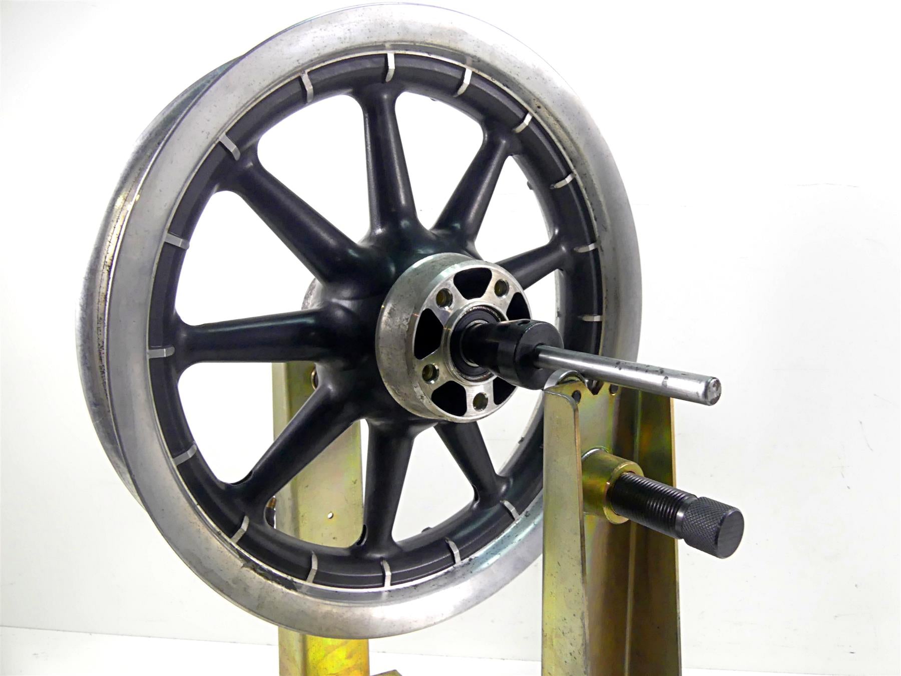 2004 Harley Touring FLHTCUI Electra Glide Rear Wheel Rim 16x3 43402-00B {{ shop.shopifyCountryName }} - Mototech271