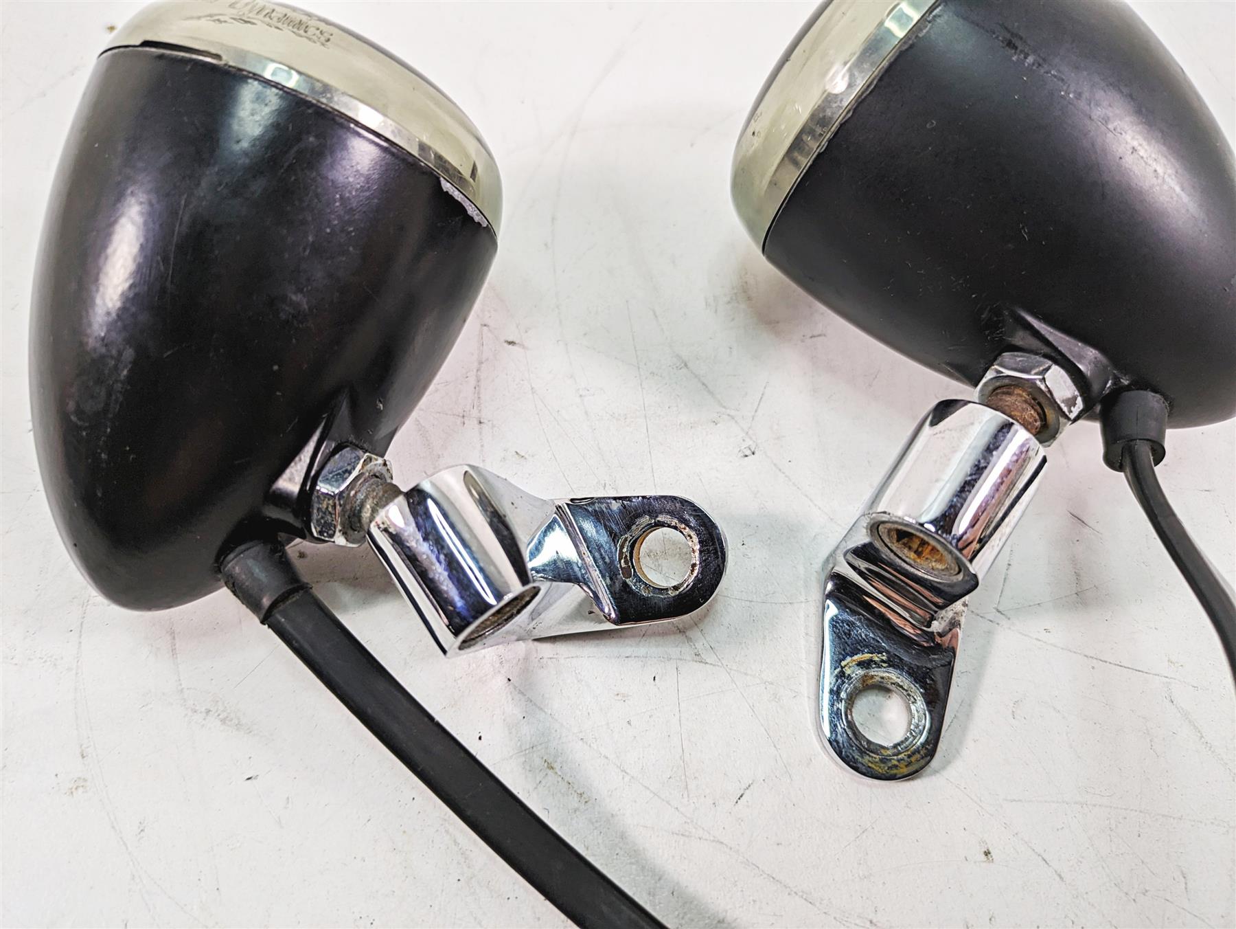 2009 Harley Softail FLSTSB Cross Bones Front Led Blinker Turn Signals 68804-06 {{ shop.shopifyCountryName }} - Mototech271