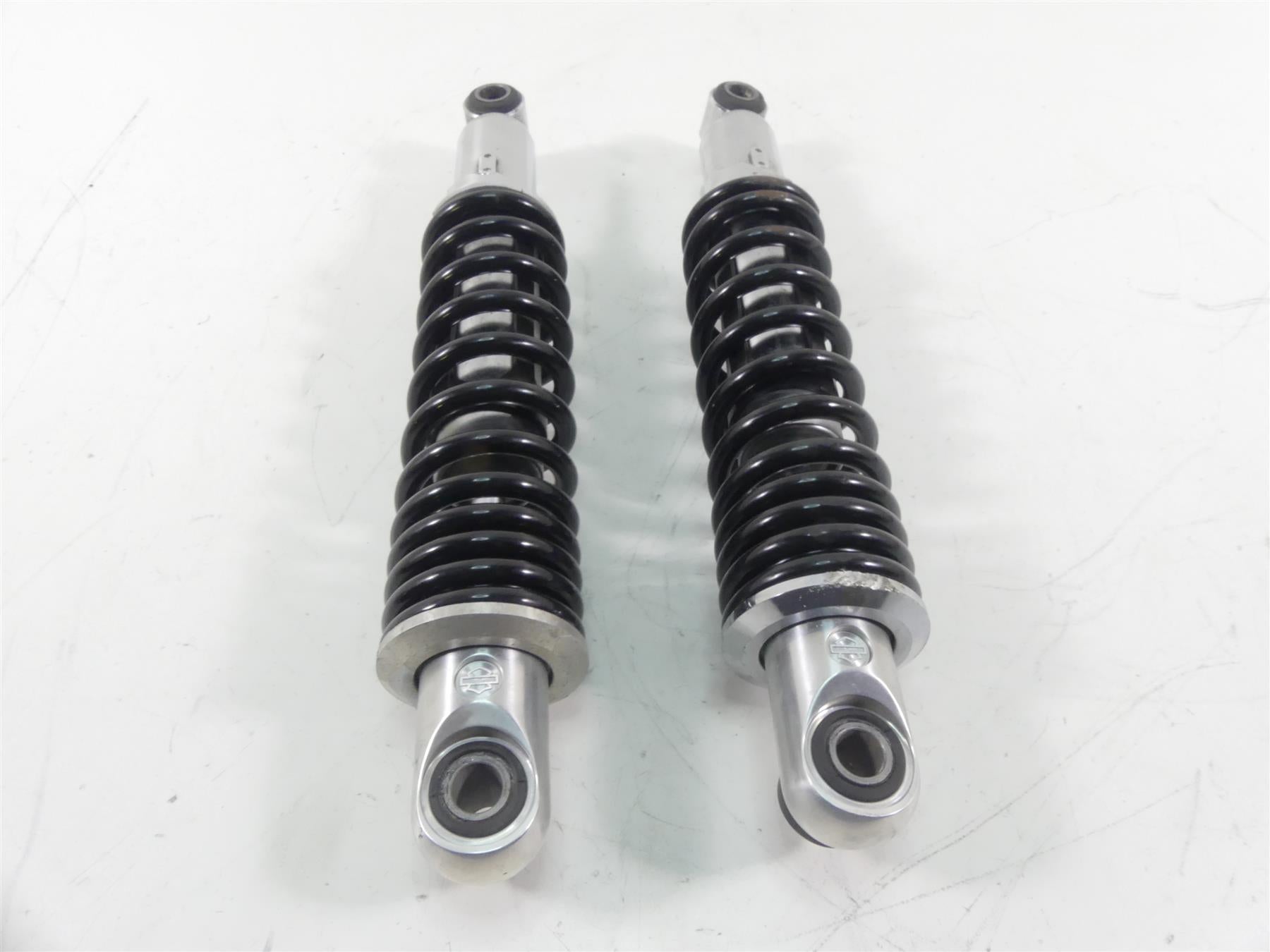 2013 Harley VRSCF Muscle V-Rod Straight Rear Shock Damper Set 13" -Read 54617-09 {{ shop.shopifyCountryName }} - Mototech271
