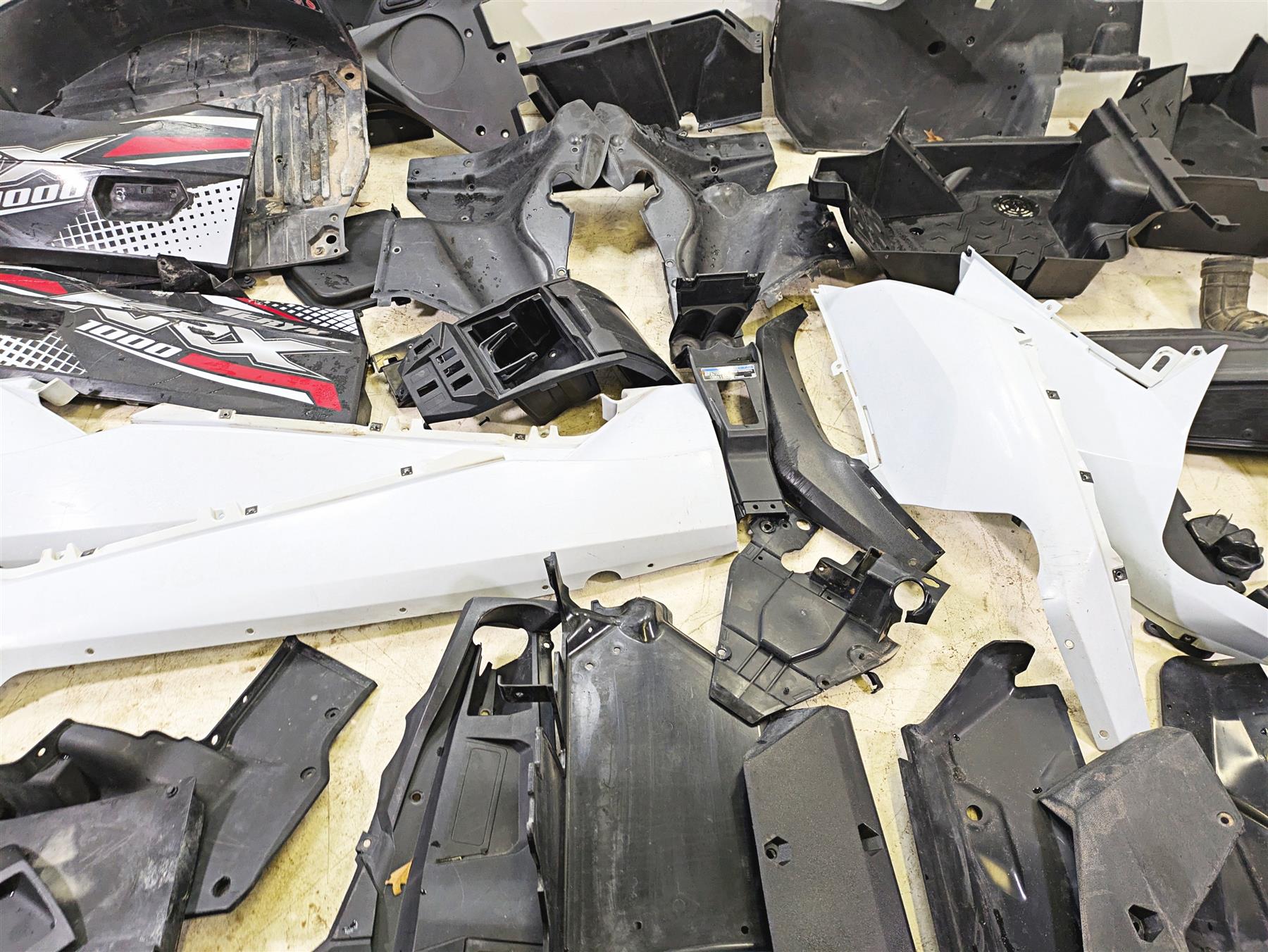 2020 Kawasaki Teryx KRX KRF 1000 Fairing Cover Panel Tank Interiors Set READ {{ shop.shopifyCountryName }} - Mototech271