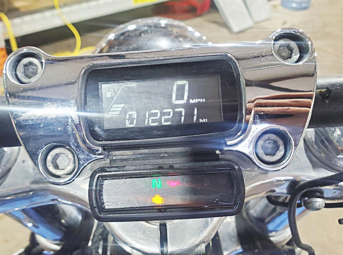 2020 Harley Softail FXST Standard Speedometer Gauges Instrument - 12k 70900651 {{ shop.shopifyCountryName }} - Mototech271