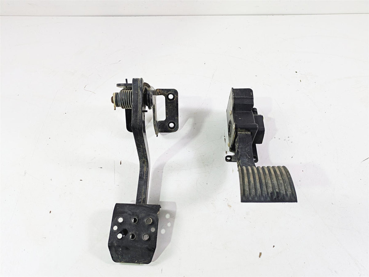 2022 CFMoto Zforce 950 Sport Foot Brake Pedal Lever Set 5HYV-082000-1200 {{ shop.shopifyCountryName }} - Mototech271