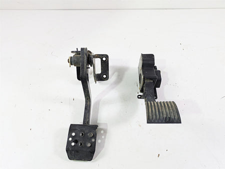 2022 CFMoto Zforce 950 Sport Foot Brake Pedal Lever Set 5HYV-082000-1200 {{ shop.shopifyCountryName }} - Mototech271