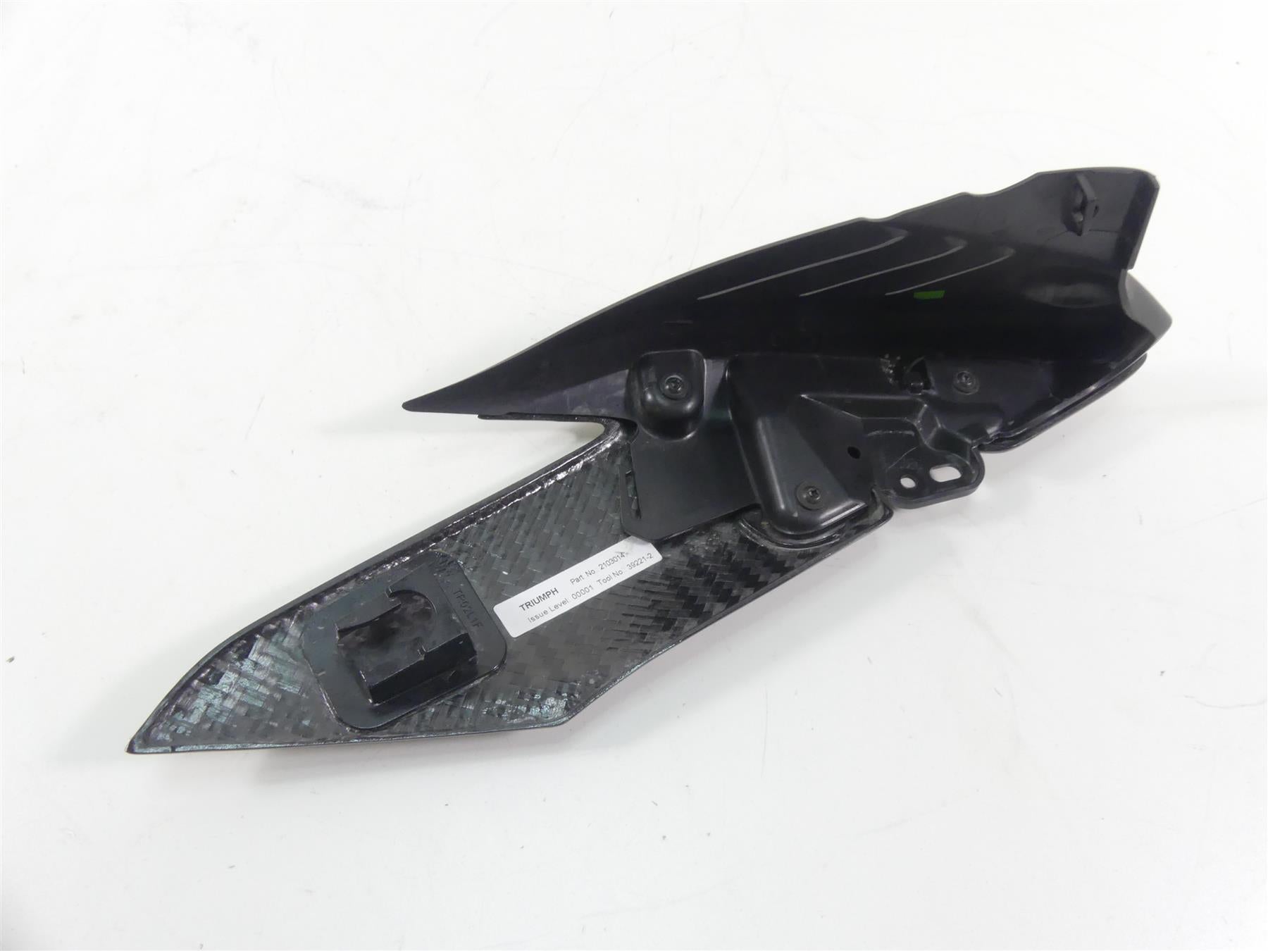 2020 Triumph Speed Triple RS 1050 Left Nice Side Carbon Fiber Cover T2103014 {{ shop.shopifyCountryName }} - Mototech271