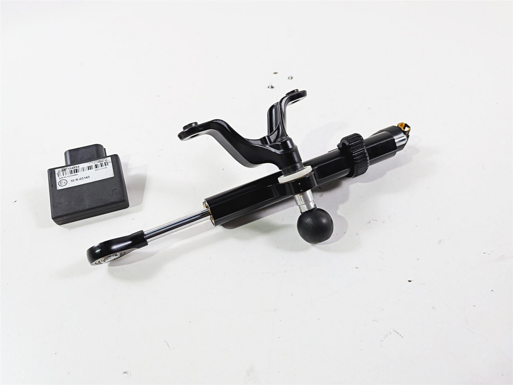 2022 Kawasaki ZX10R ZX1000 Ninja Ohlins Steering Damper & Module 44071-0857 {{ shop.shopifyCountryName }} - Mototech271