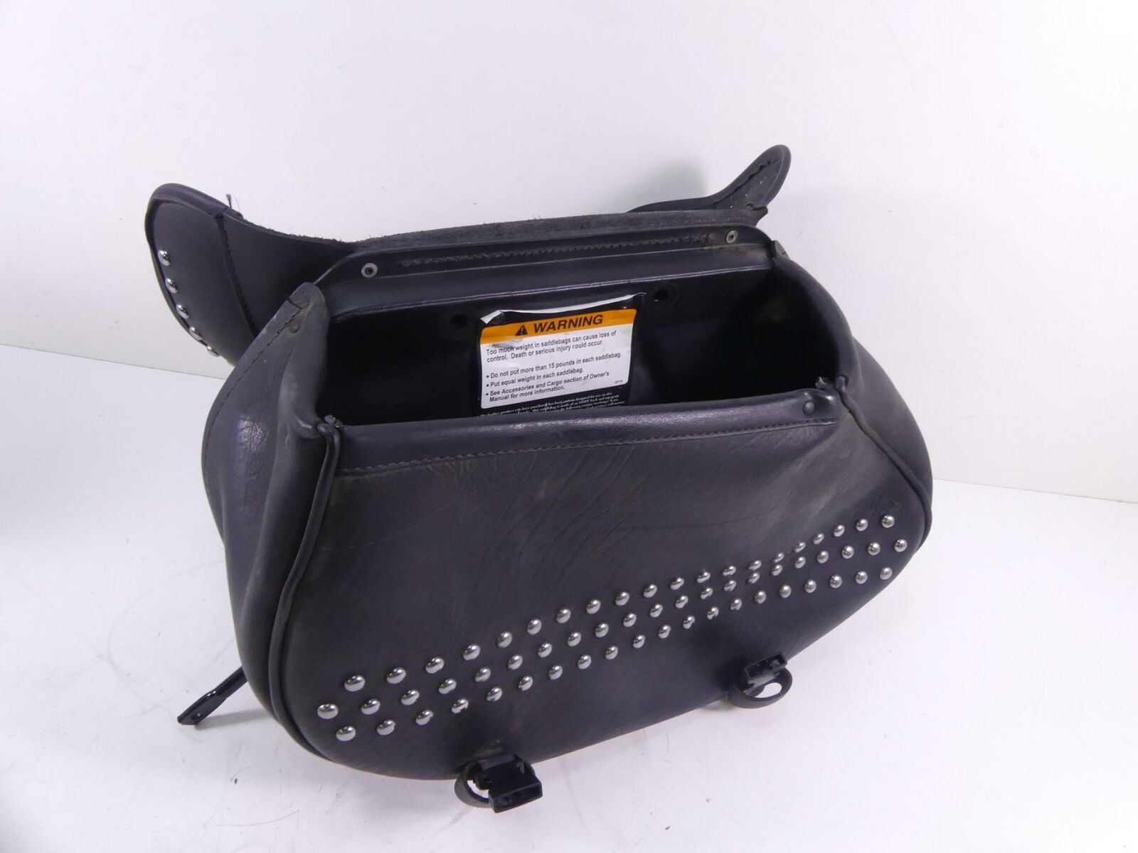 2013 Harley Softail FLSTC Heritage Classic Left Saddlebag & Mount 90476-09 {{ shop.shopifyCountryName }} - Mototech271