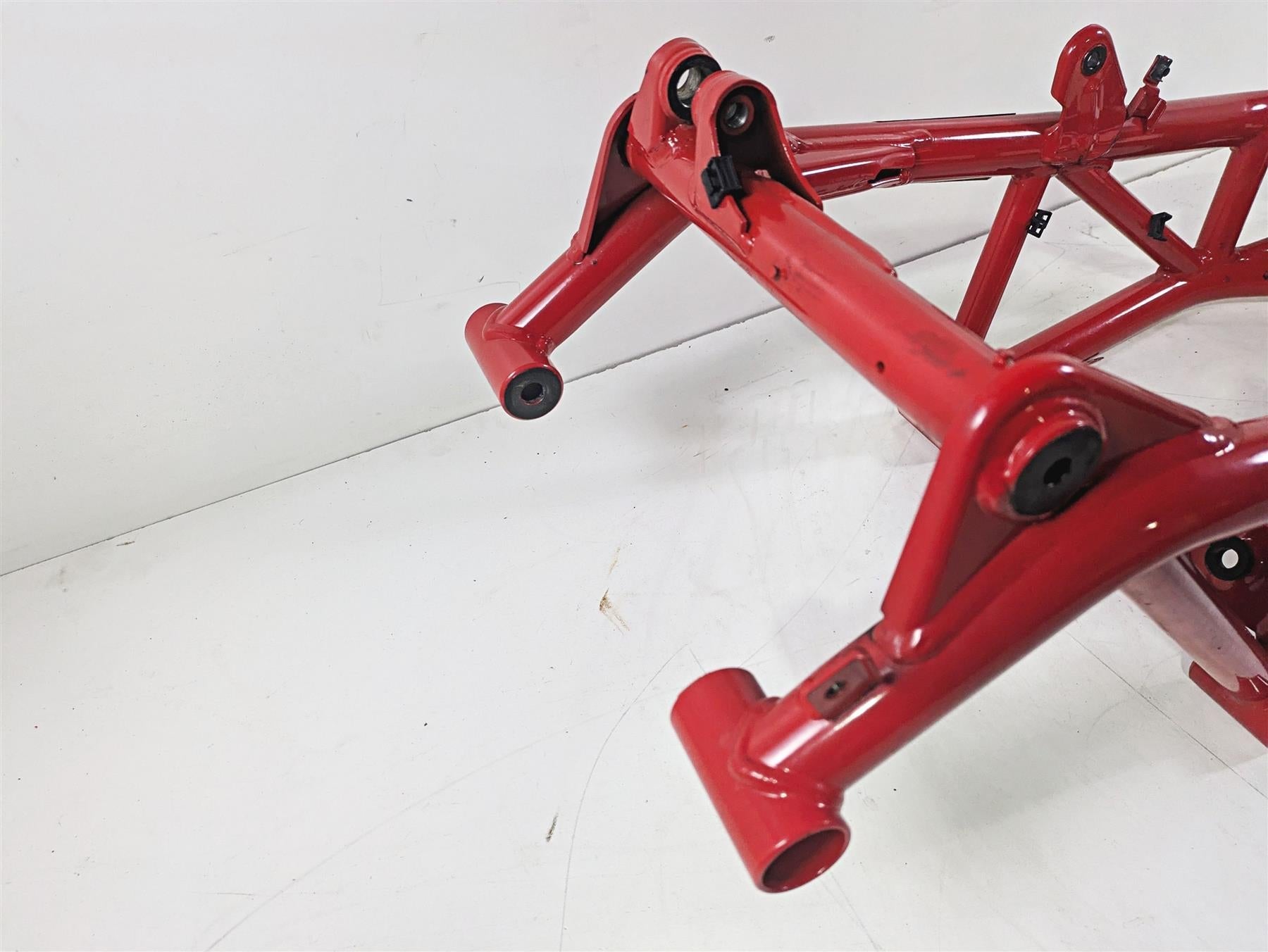 2015 Ducati Hypermotard 821 SP Straight Main Frame Chassis 470P7141EA {{ shop.shopifyCountryName }} - Mototech271