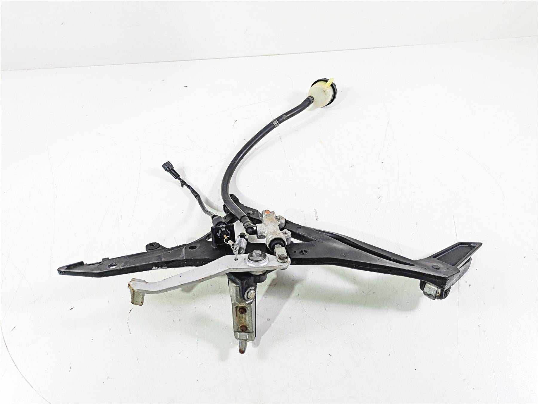 2011 Kawasaki EX650R Ninja Right Foot Peg Brake Pedal & Master Set 5063-0523-18R {{ shop.shopifyCountryName }} - Mototech271