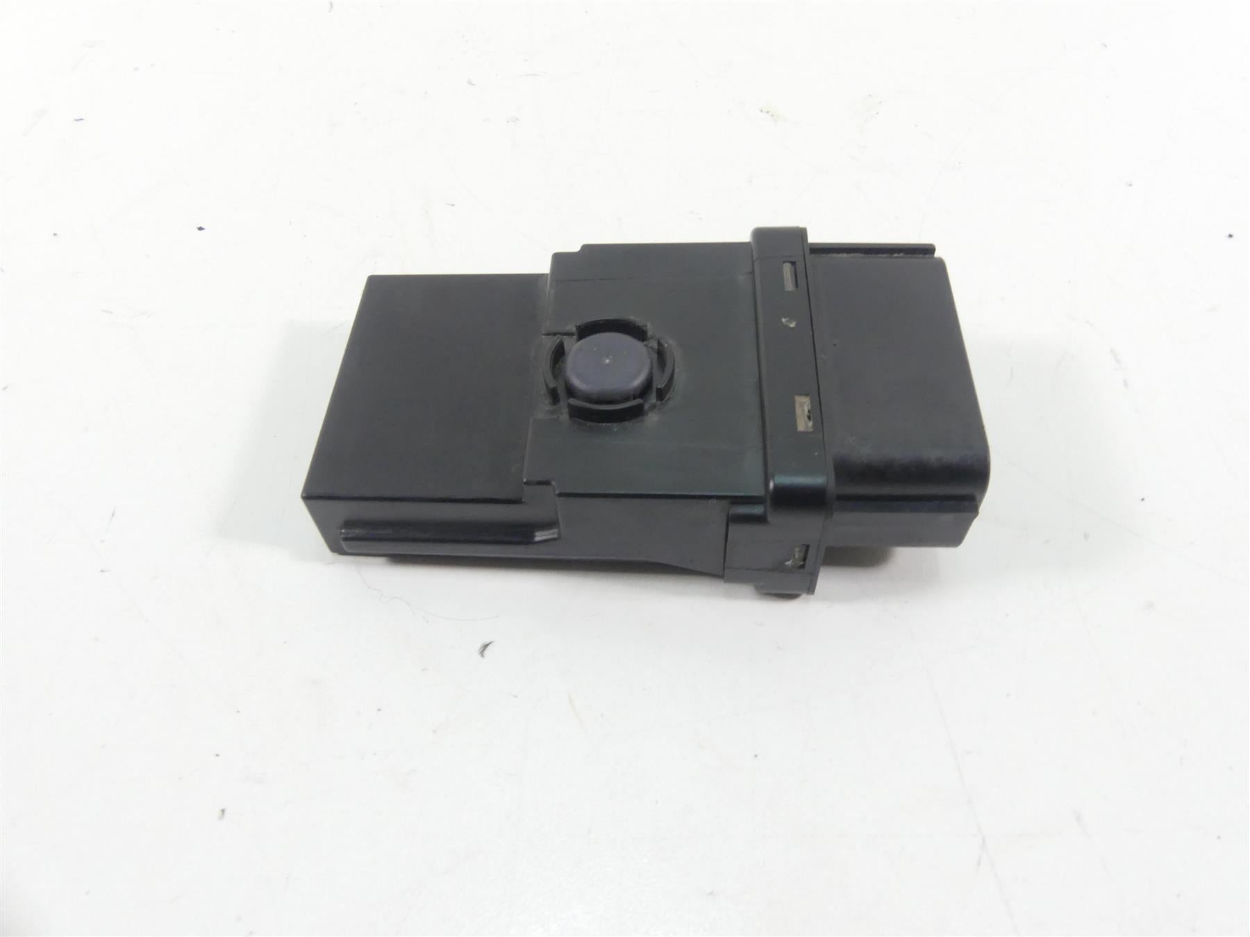 2017 BMW RnineT Racer K32 General Light Control Ecm Unit Module 8387905 {{ shop.shopifyCountryName }} - Mototech271