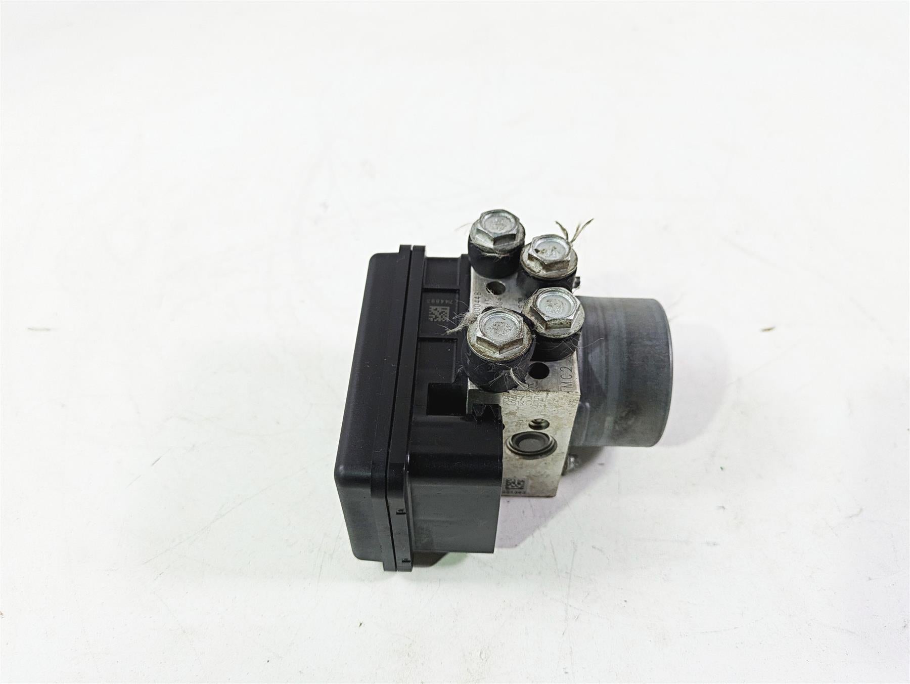 2018 Harley FXBR Softail Breakout Abs Brake Pump Unit Module 41100044B {{ shop.shopifyCountryName }} - Mototech271