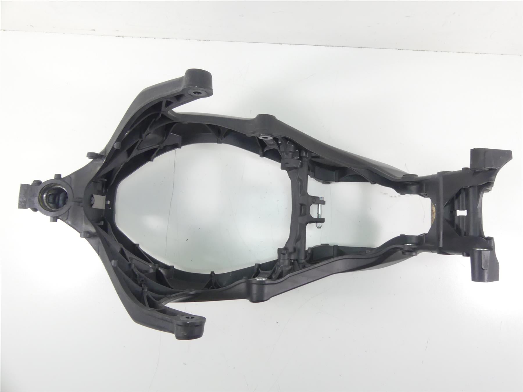 2015 Yamaha MT09 FZ09 Straight Main Frame Chassis Slvg 1RC-21110-30-00 {{ shop.shopifyCountryName }} - Mototech271