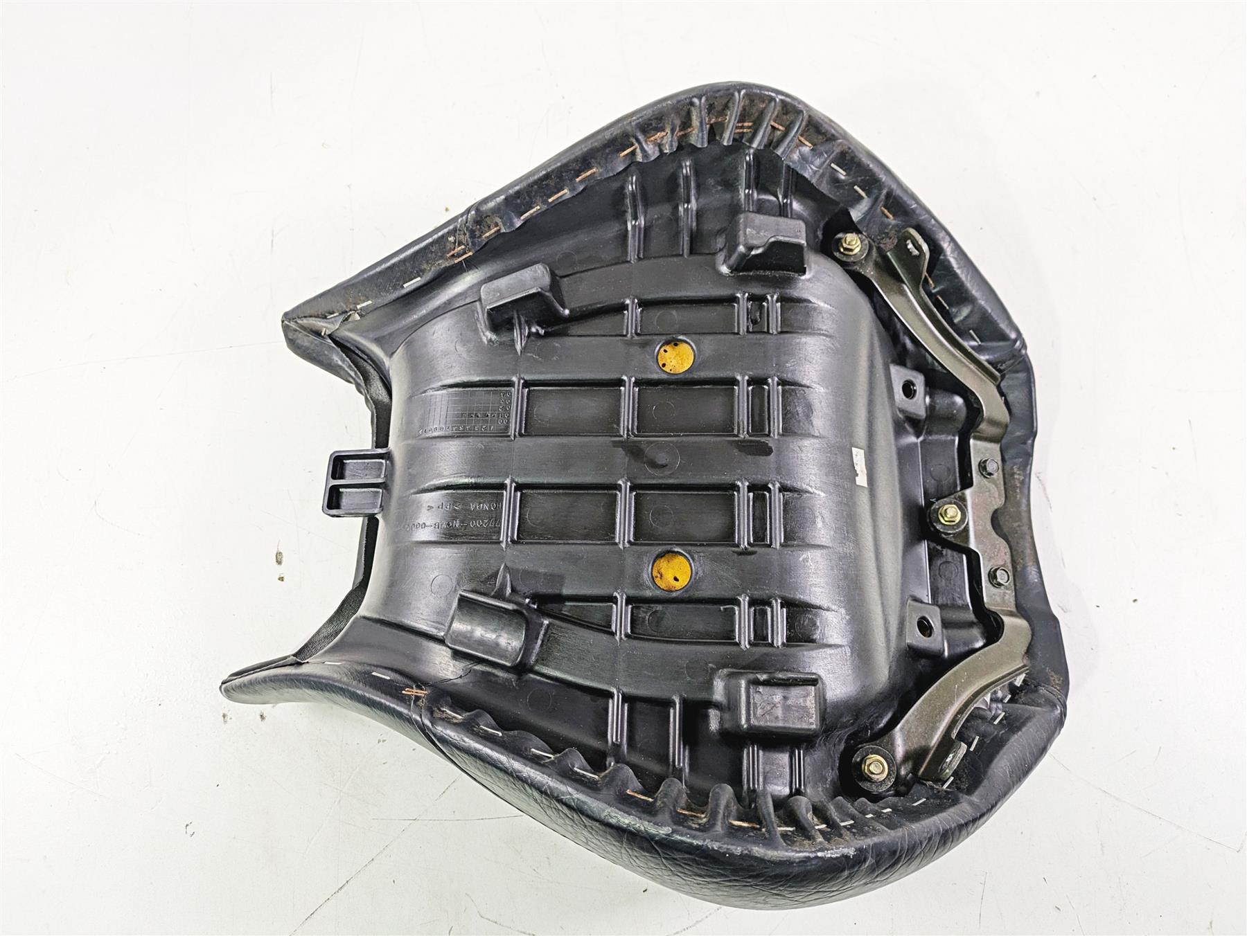 2002 Honda V-Twin VTX1800 C Front Rider Seat Saddle 77200-MCH-000 {{ shop.shopifyCountryName }} - Mototech271