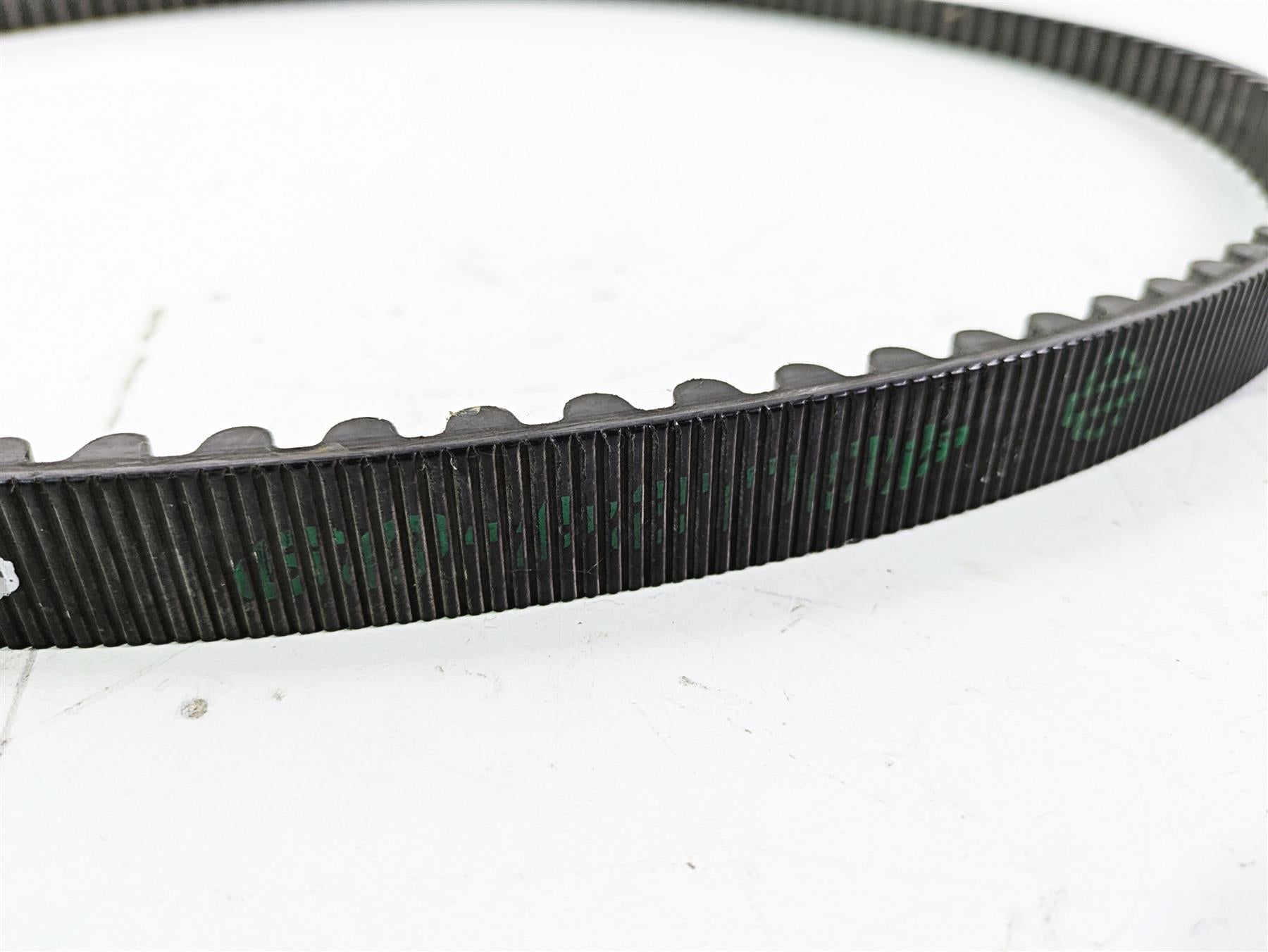 2016 Harley Touring FLTRX Road Glide Rear Drive Belt 140T 24mm 40024-09A {{ shop.shopifyCountryName }} - Mototech271