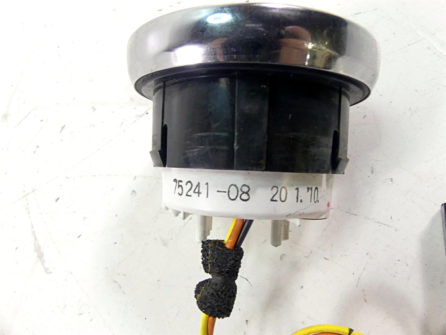 2010 Harley Touring FLHRC Road King Fuel Gas Petrol Level Gauge 75241-08 {{ shop.shopifyCountryName }} - Mototech271
