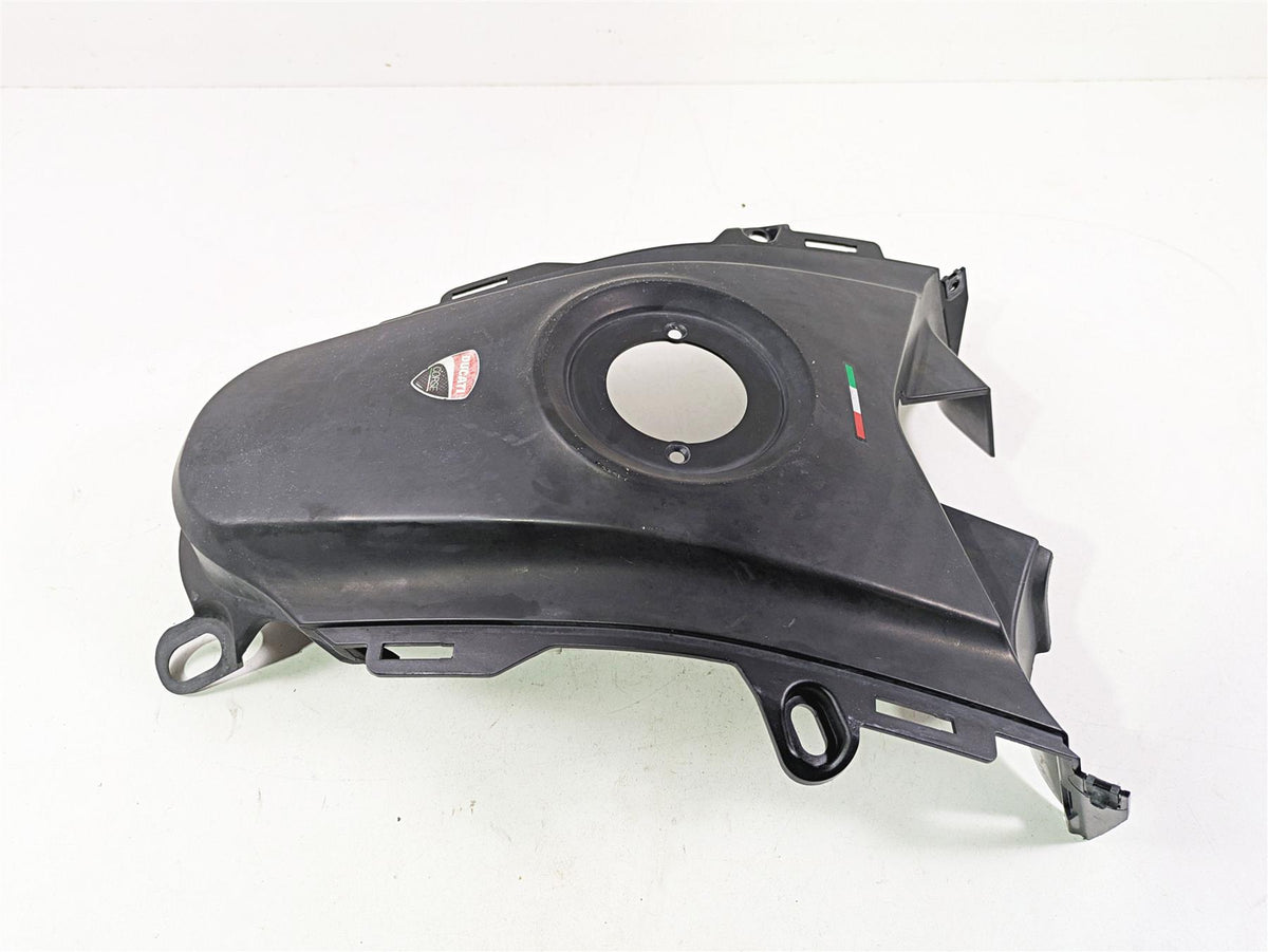 2013 Ducati Hypermotard 821 SP Center Fuel Tank Fairing Cover 48015671B {{ shop.shopifyCountryName }} - Mototech271