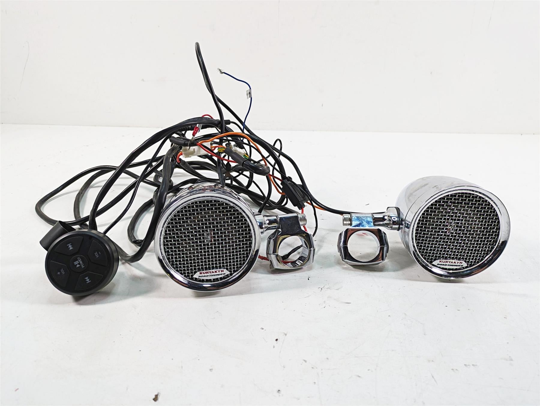 2009 Harley Dyna FXDFSE CVO Fat Bob Kuryakyn Road Thunder Speaker Set 2716 2710 {{ shop.shopifyCountryName }} - Mototech271
