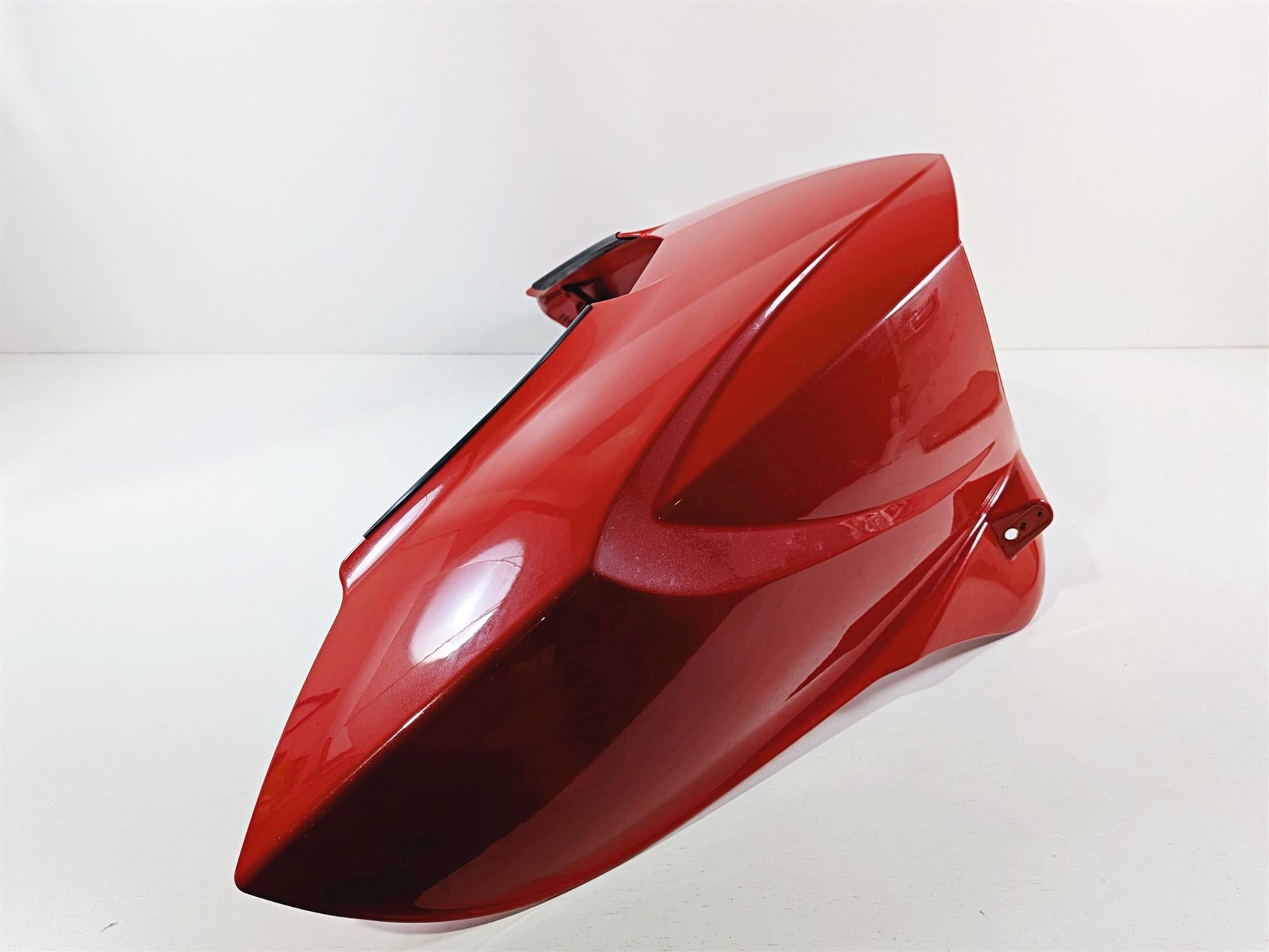 2016 Victory Cross Country Front Nose Outer Fairing Cover Cowl -Red 5439275 {{ shop.shopifyCountryName }} - Mototech271