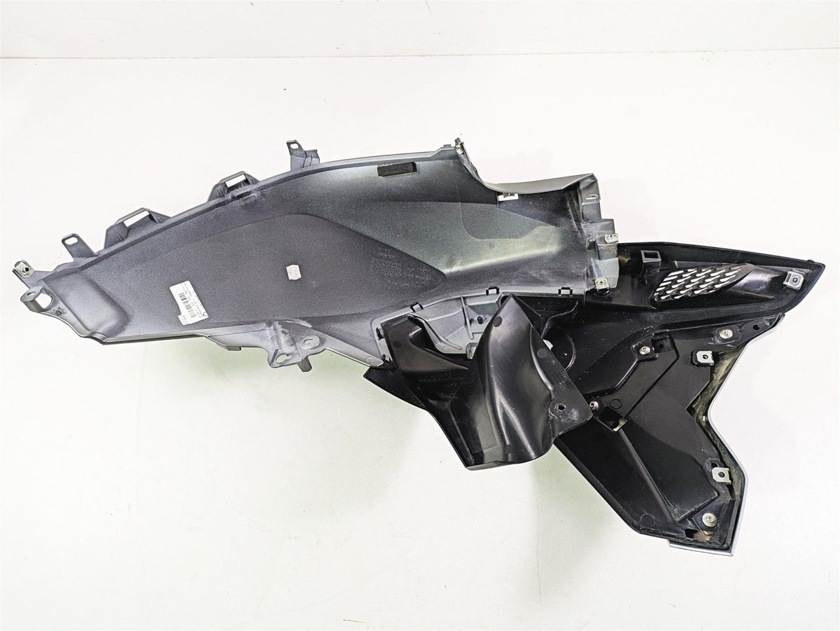 2017 BMW R1200 GS K50 Left Tank Side Fairing Cover Set 46638556635 {{ shop.shopifyCountryName }} - Mototech271