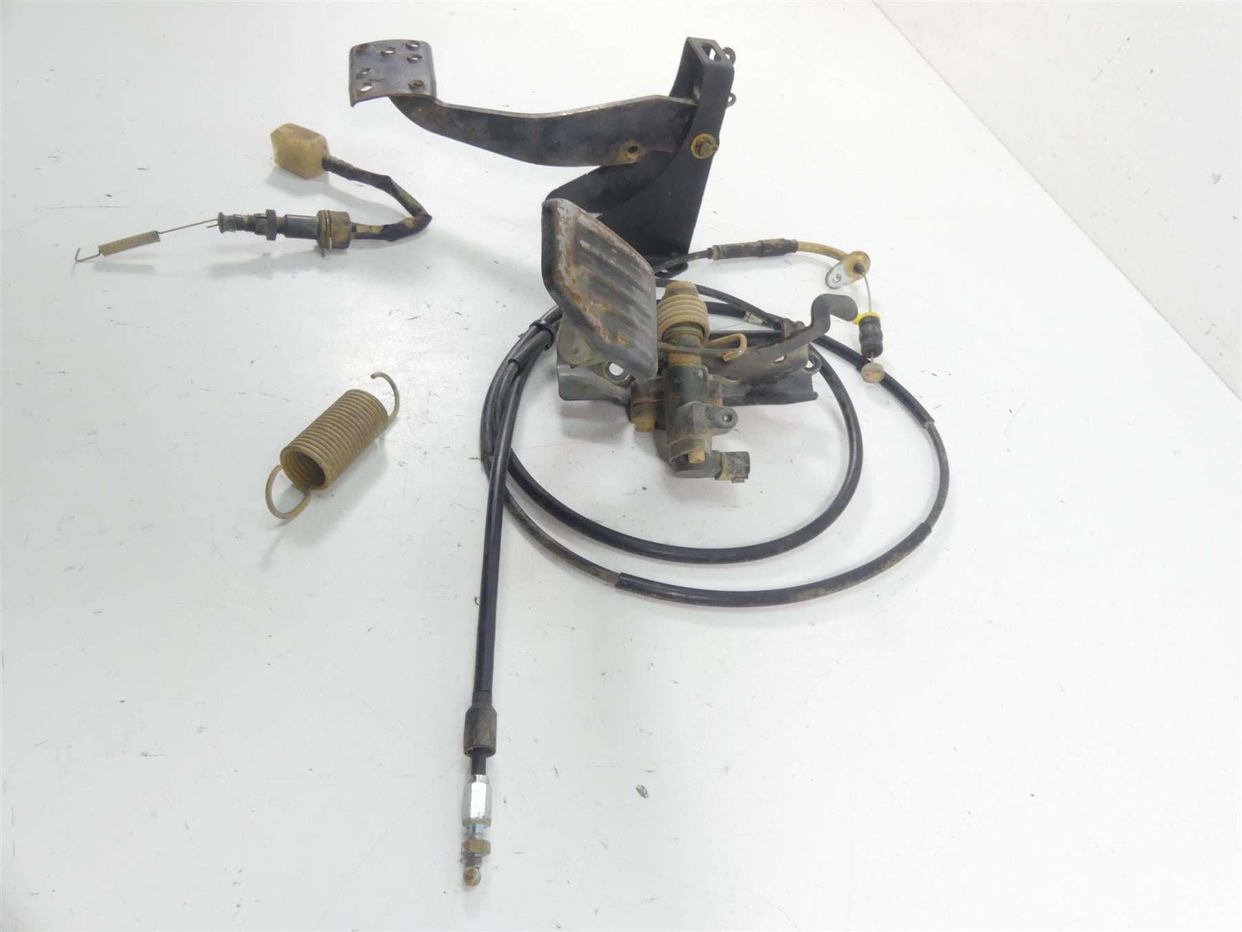 2020 Honda Talon S2X 1000X Foot Brake Accelerate Pedal Set 46560-HL6-A00 {{ shop.shopifyCountryName }} - Mototech271