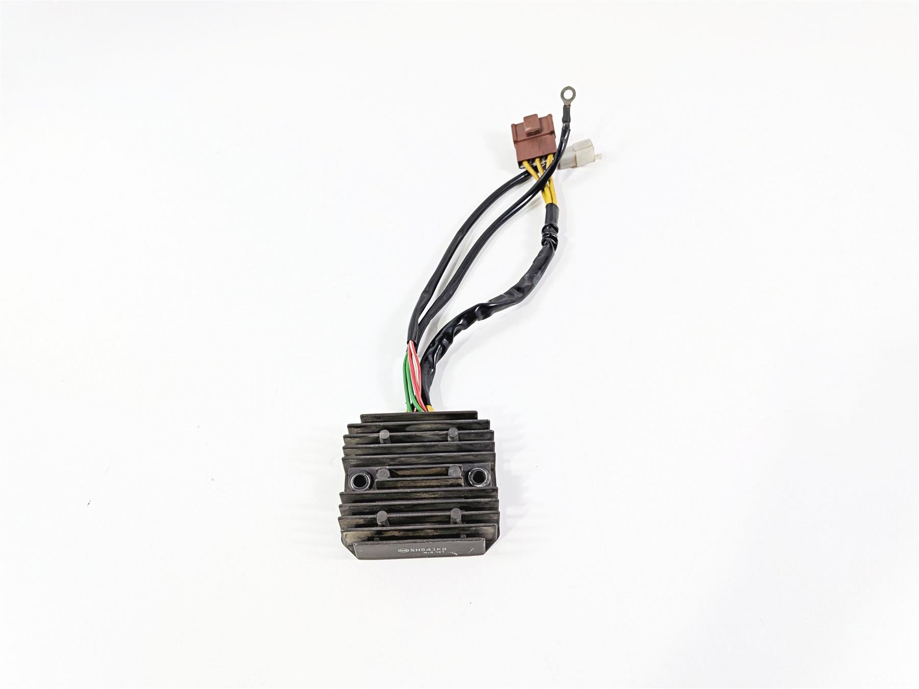 2005 KTM 950 LC8 Adventure Rectifier Voltage Regulator 60011034000 SH541KB {{ shop.shopifyCountryName }} - Mototech271