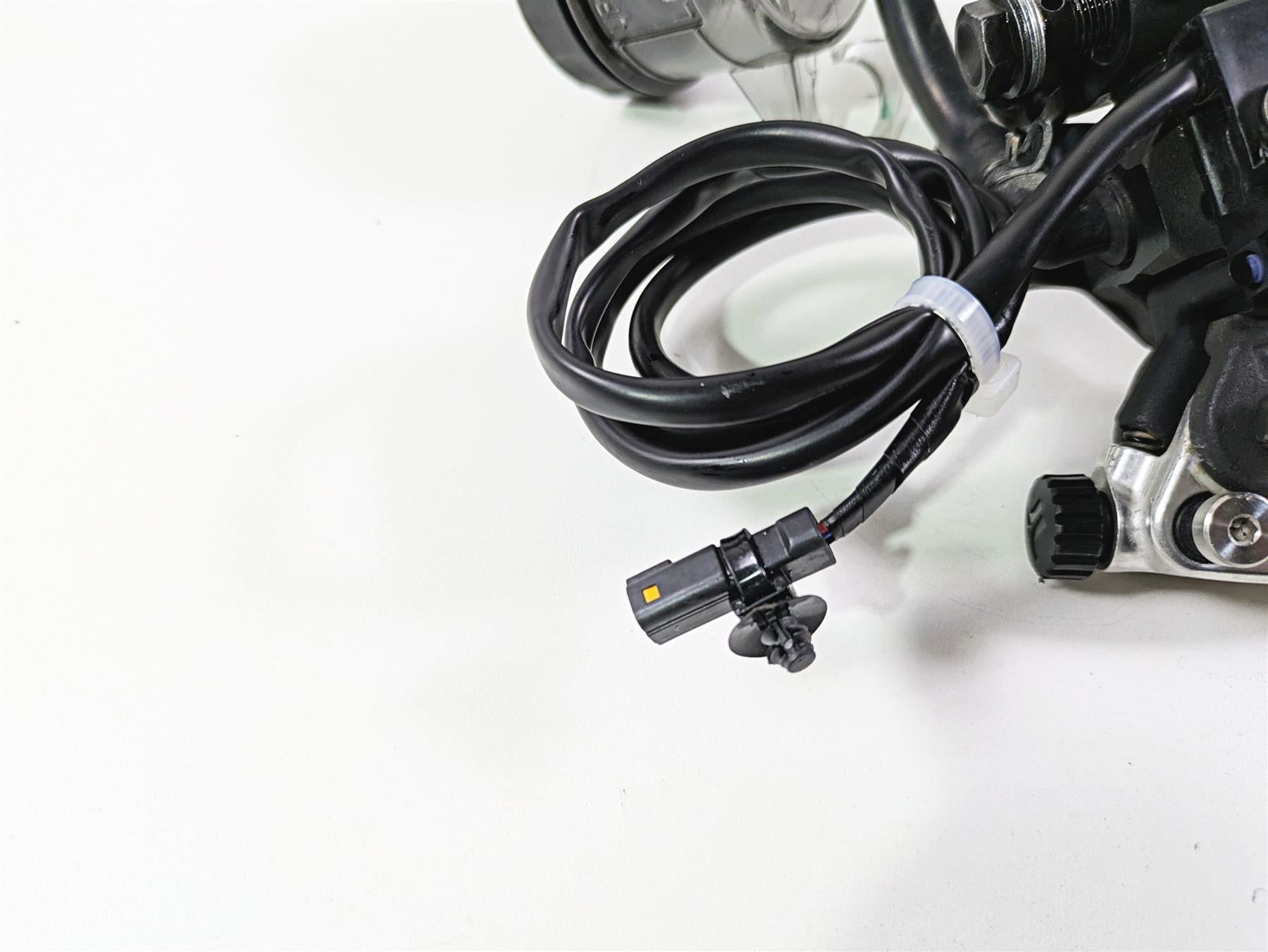 2024 Triumph Tiger 900 GT Front Radial Brake Master Cylinder T2022194 {{ shop.shopifyCountryName }} - Mototech271
