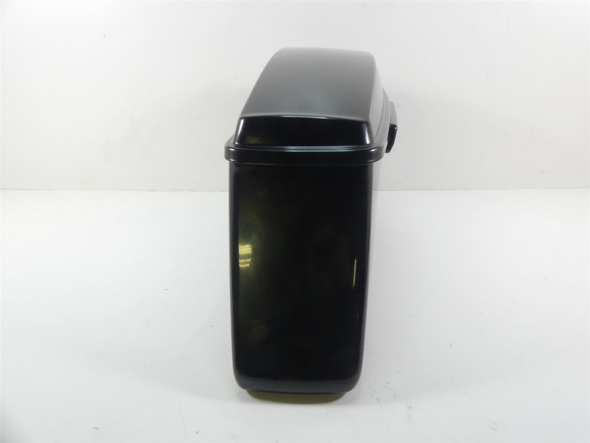 2014 Harley Touring FLHXS Street Glide Sp Right Saddlebag Saddle Bag 90200412 {{ shop.shopifyCountryName }} - Mototech271