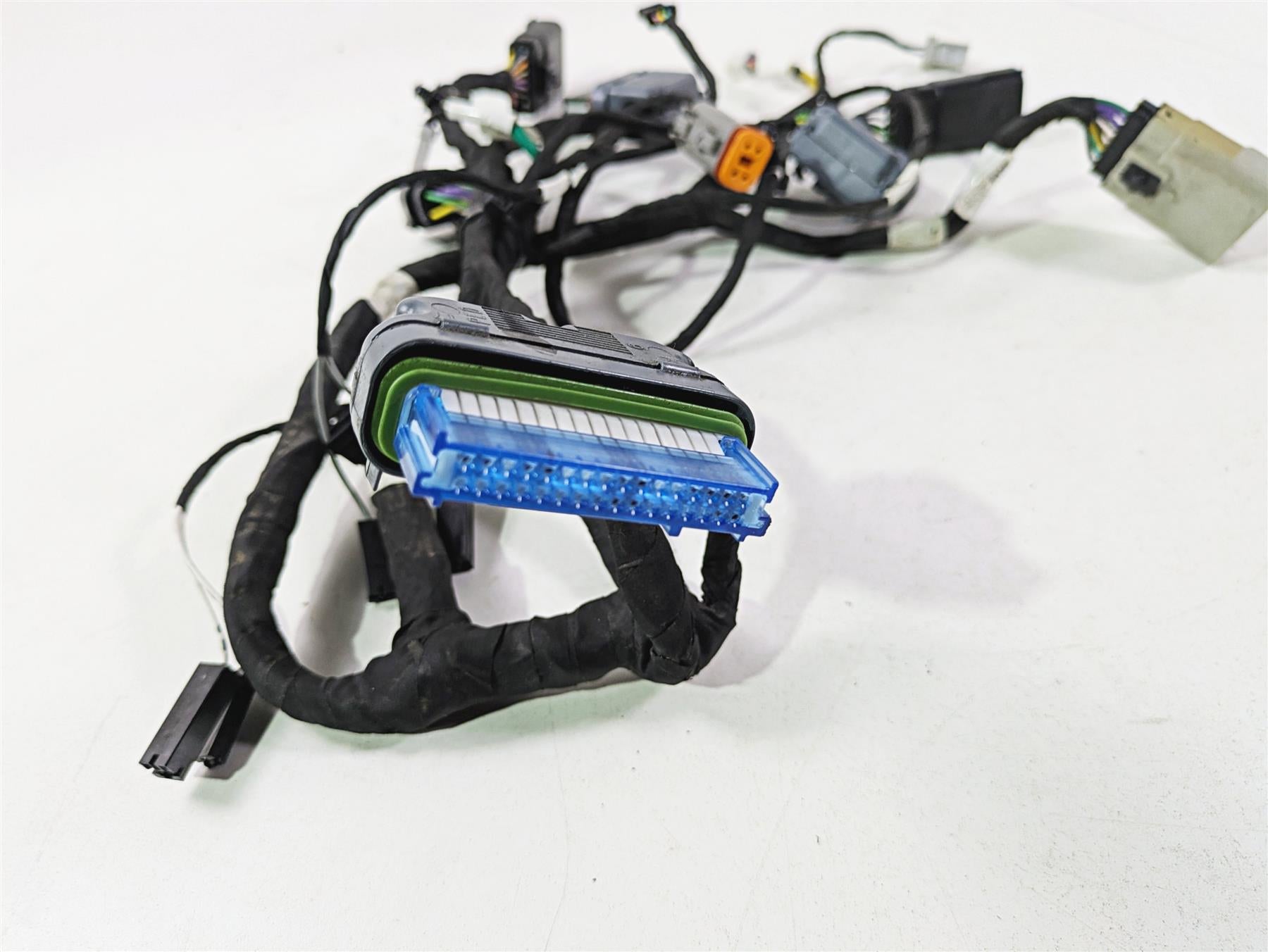 2017 Indian Chieftain Limited Front Nose Wiring Harness Loom 2413260 {{ shop.shopifyCountryName }} - Mototech271