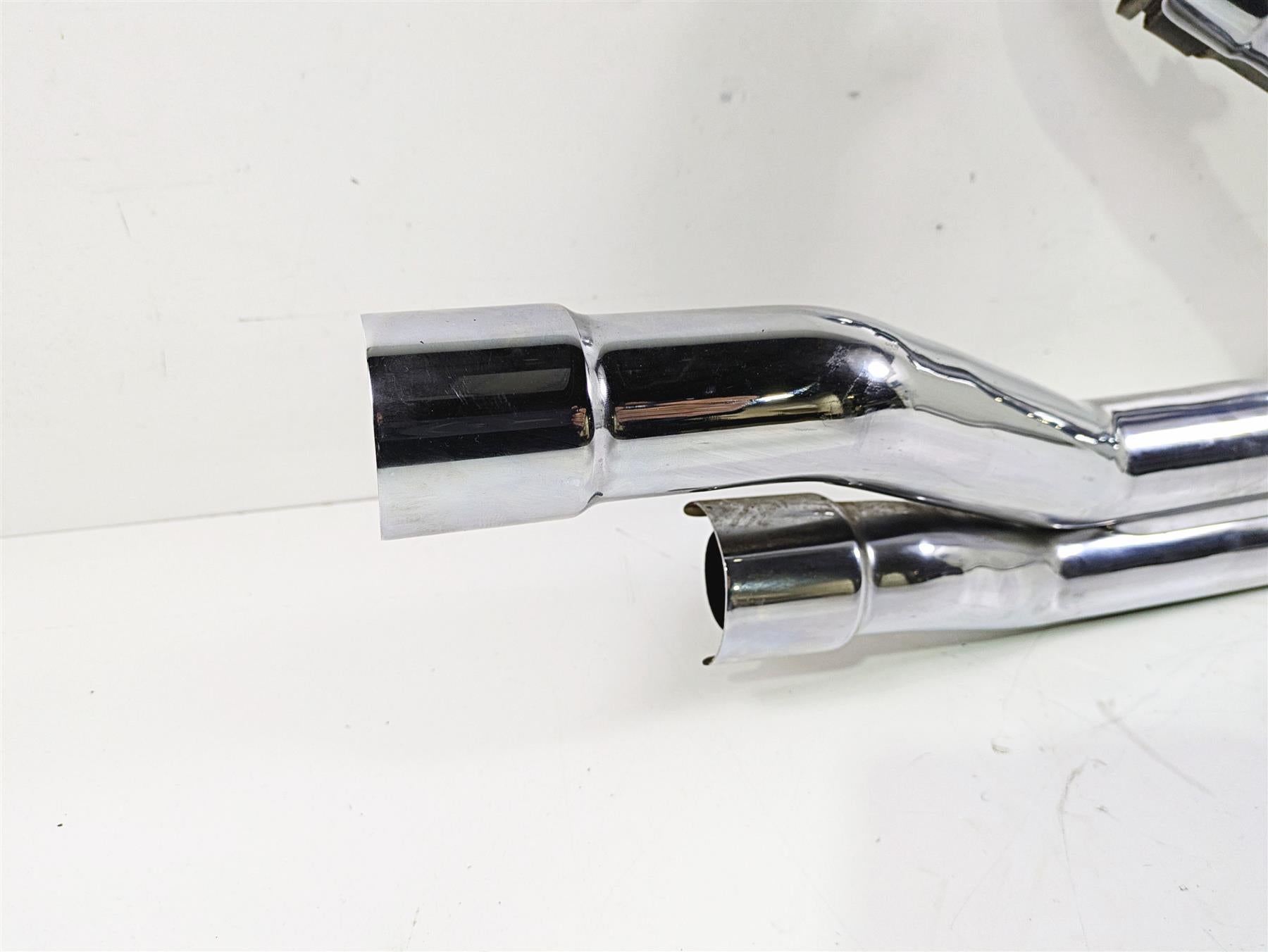 2004 Victory Kingpin Stock Exhaust System Header Manifold Set 1261089 1261323 {{ shop.shopifyCountryName }} - Mototech271