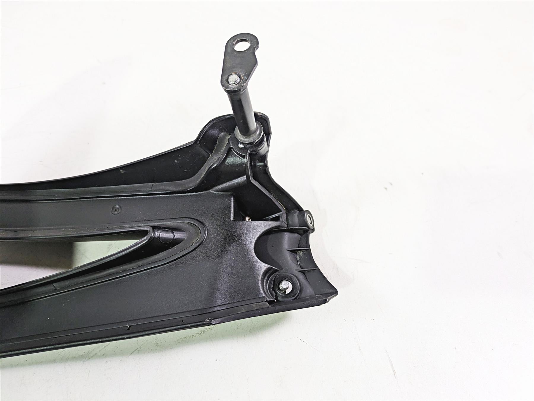 2009 BMW R1200GS K255 Adv Rear Wheel Mud Guard 46627682884 {{ shop.shopifyCountryName }} - Mototech271