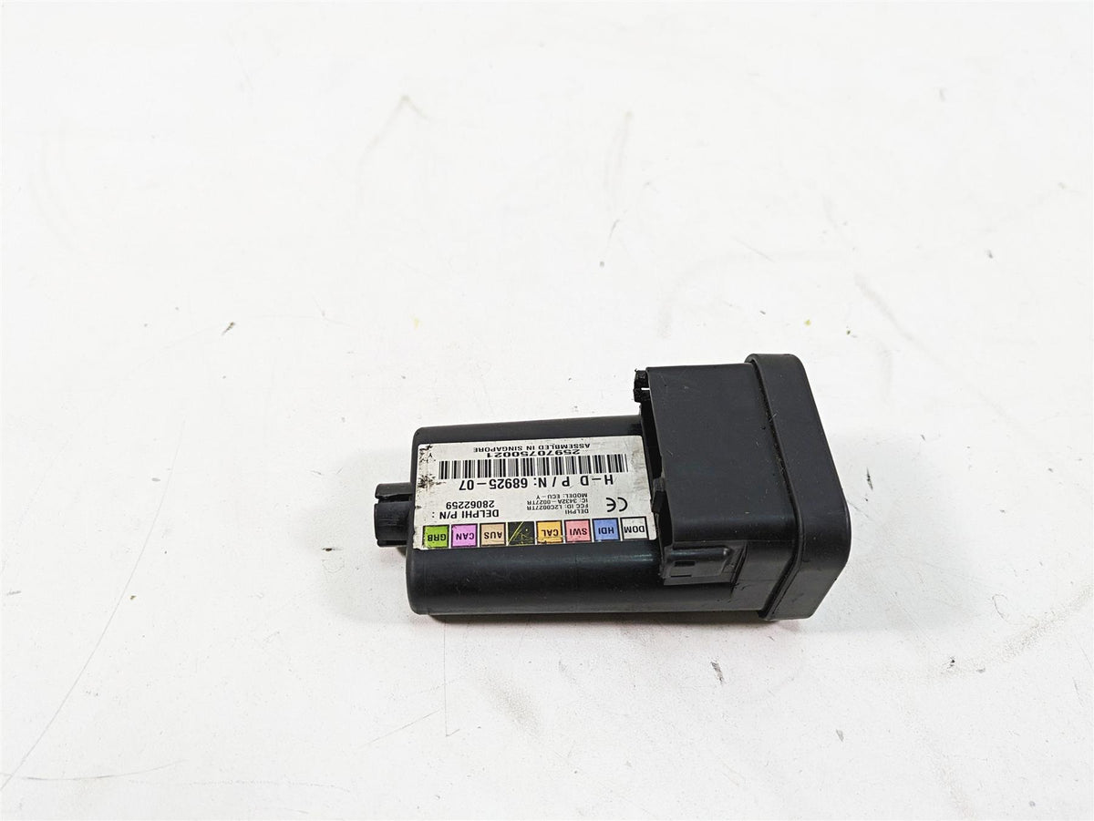 2011 Harley Touring FLTRU Road Glide Tssm Turn Signal Security Module 68925-07 {{ shop.shopifyCountryName }} - Mototech271