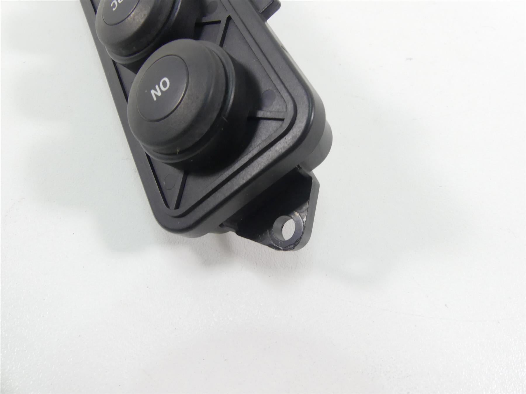 2014 BMW K1600 GTL K48 Audio Source Mode Memory Control Buttons 65147727885 {{ shop.shopifyCountryName }} - Mototech271