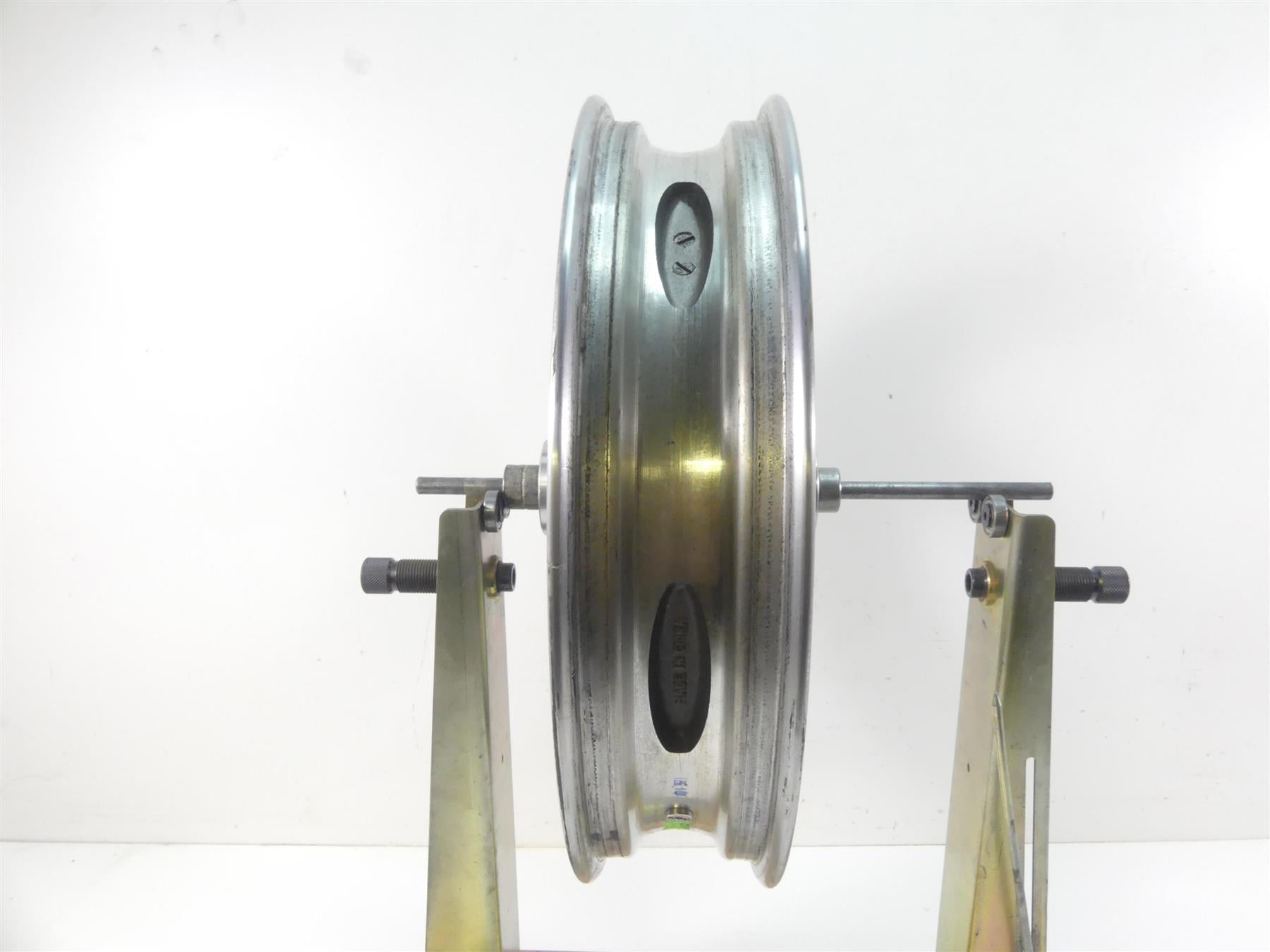 2015 Victory Cross Country Tour 18x3.5 Front Cast Wheel Rim 1521383 {{ shop.shopifyCountryName }} - Mototech271