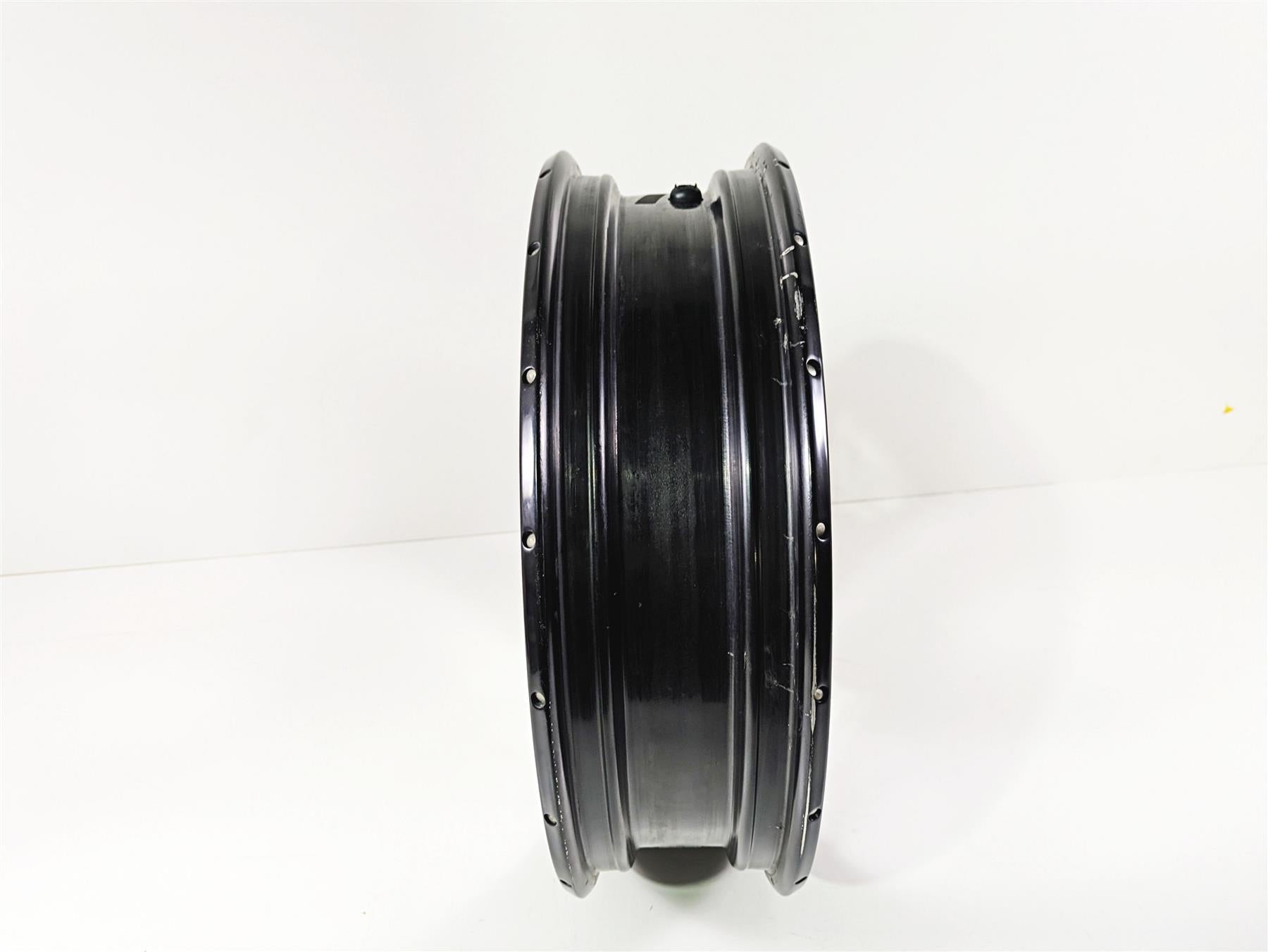 2006 BMW R1200GS K255 Adv Straight 17x4 Rear Wheel Spoke Rim 36317710861 {{ shop.shopifyCountryName }} - Mototech271