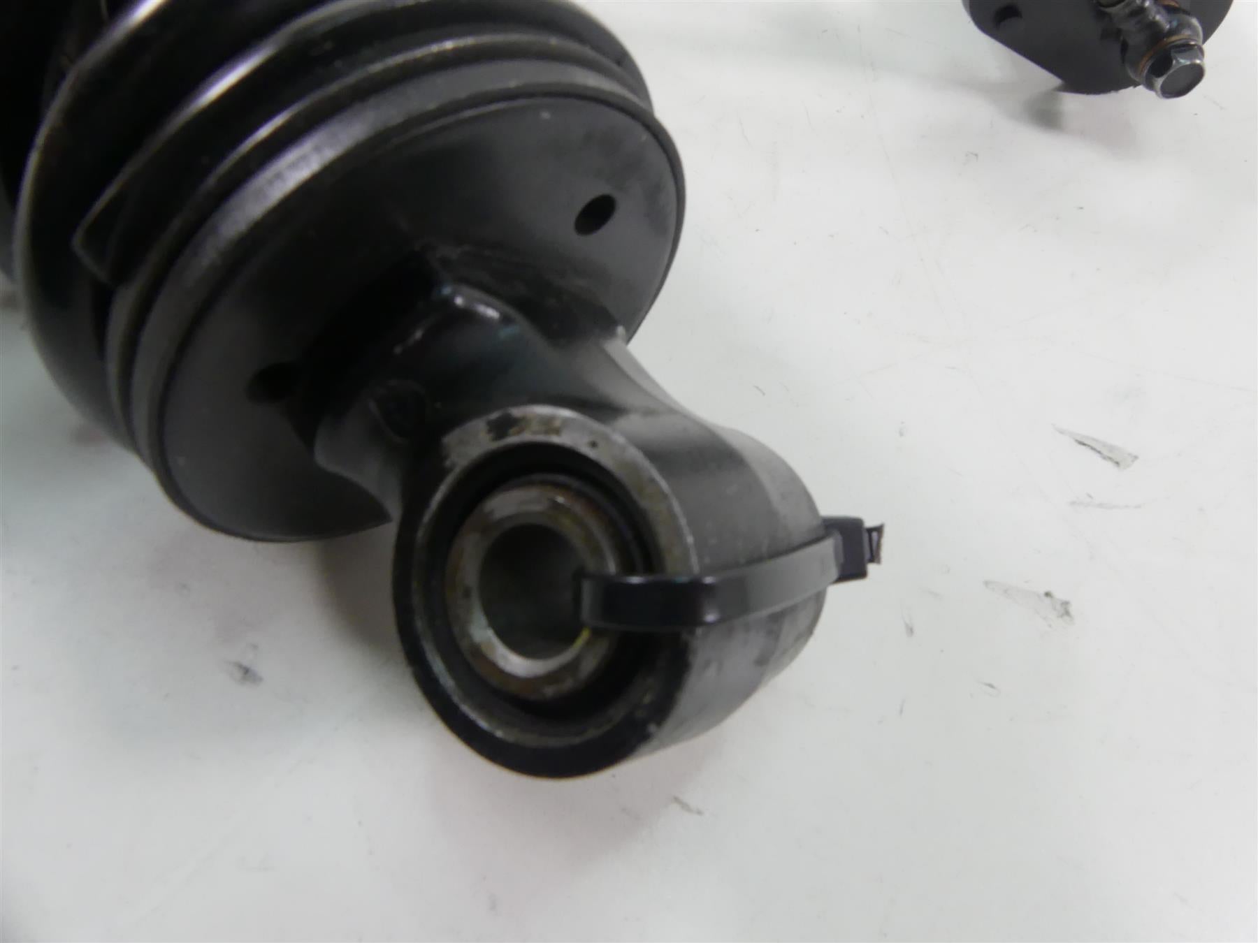 2018 Harley FLHC Softail Heritage Straight Rear Showa Shock Damper 56mm 54000138 {{ shop.shopifyCountryName }} - Mototech271